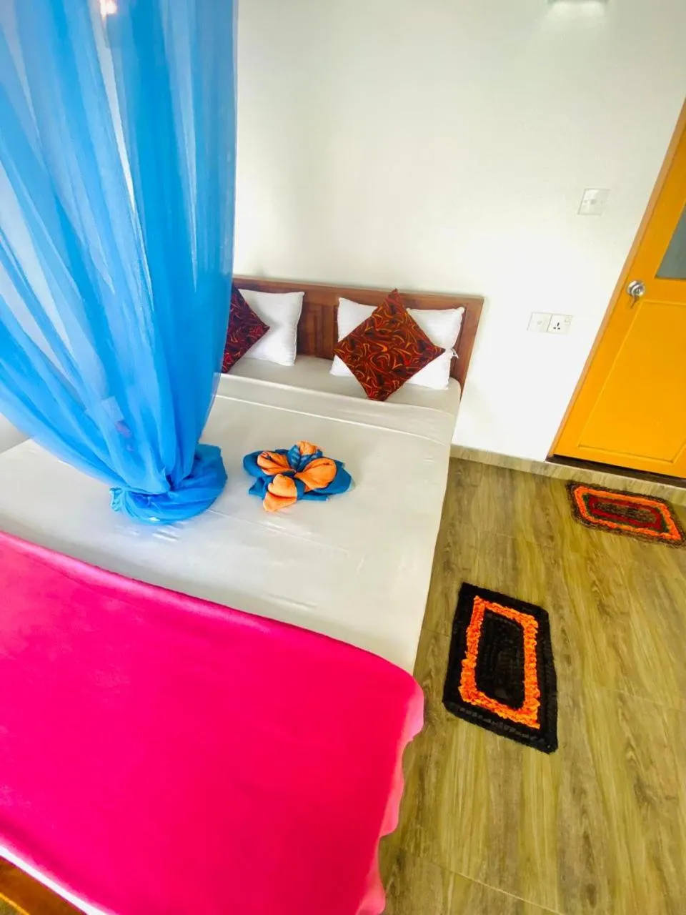 Bed in Pleasant Peak