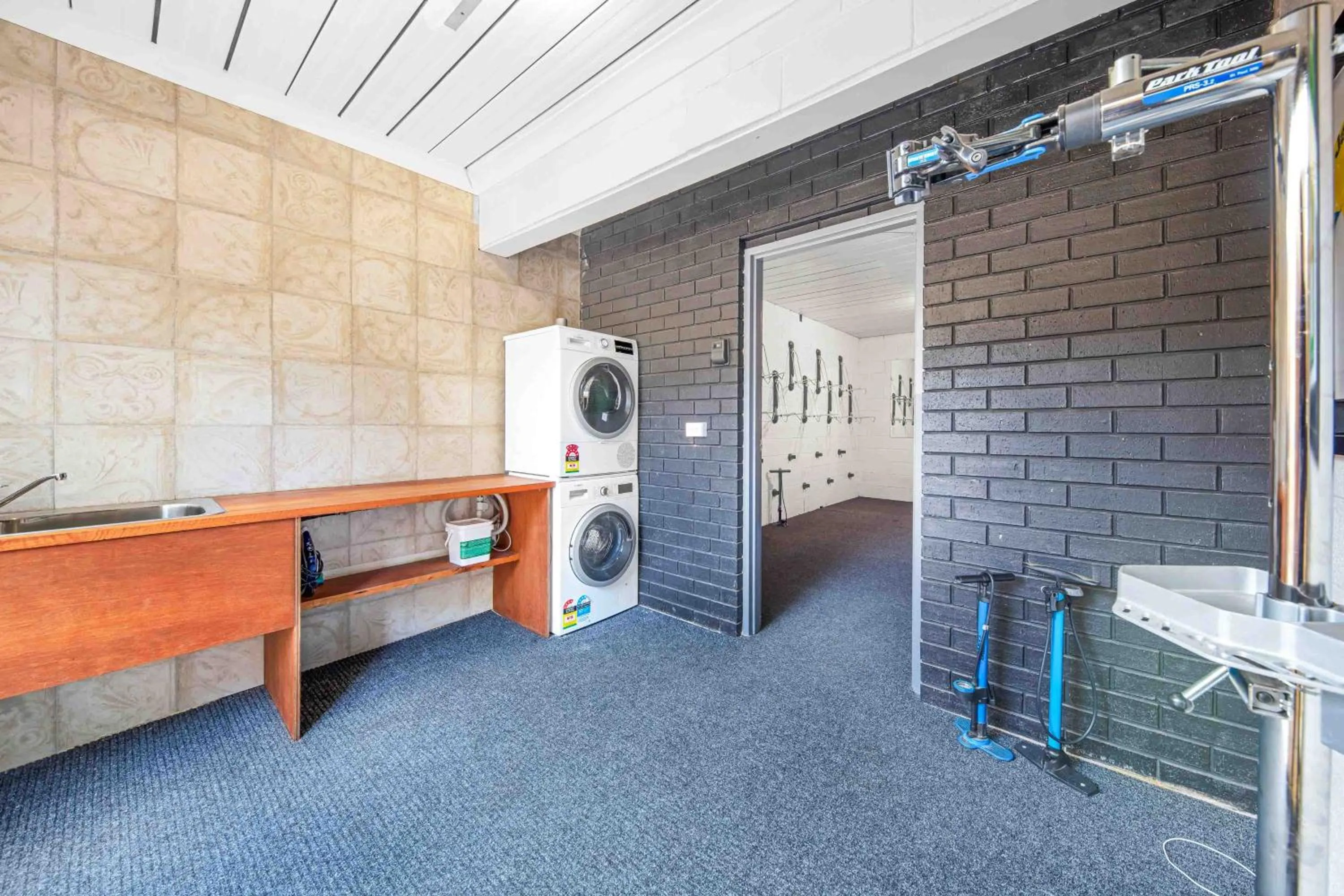 washing machine in Bright Velo