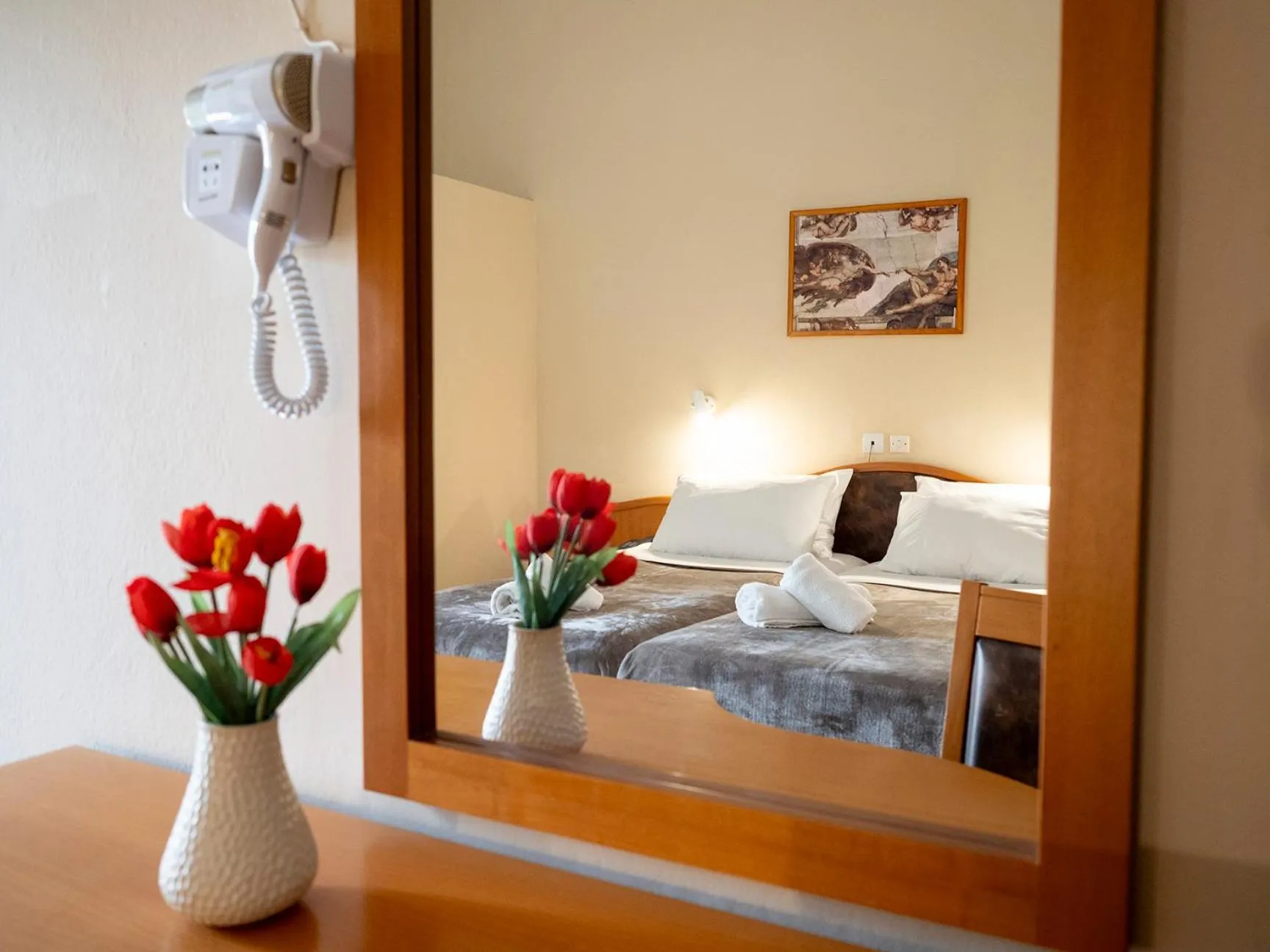 Photo of the whole room, Bed in Sappho Hotel