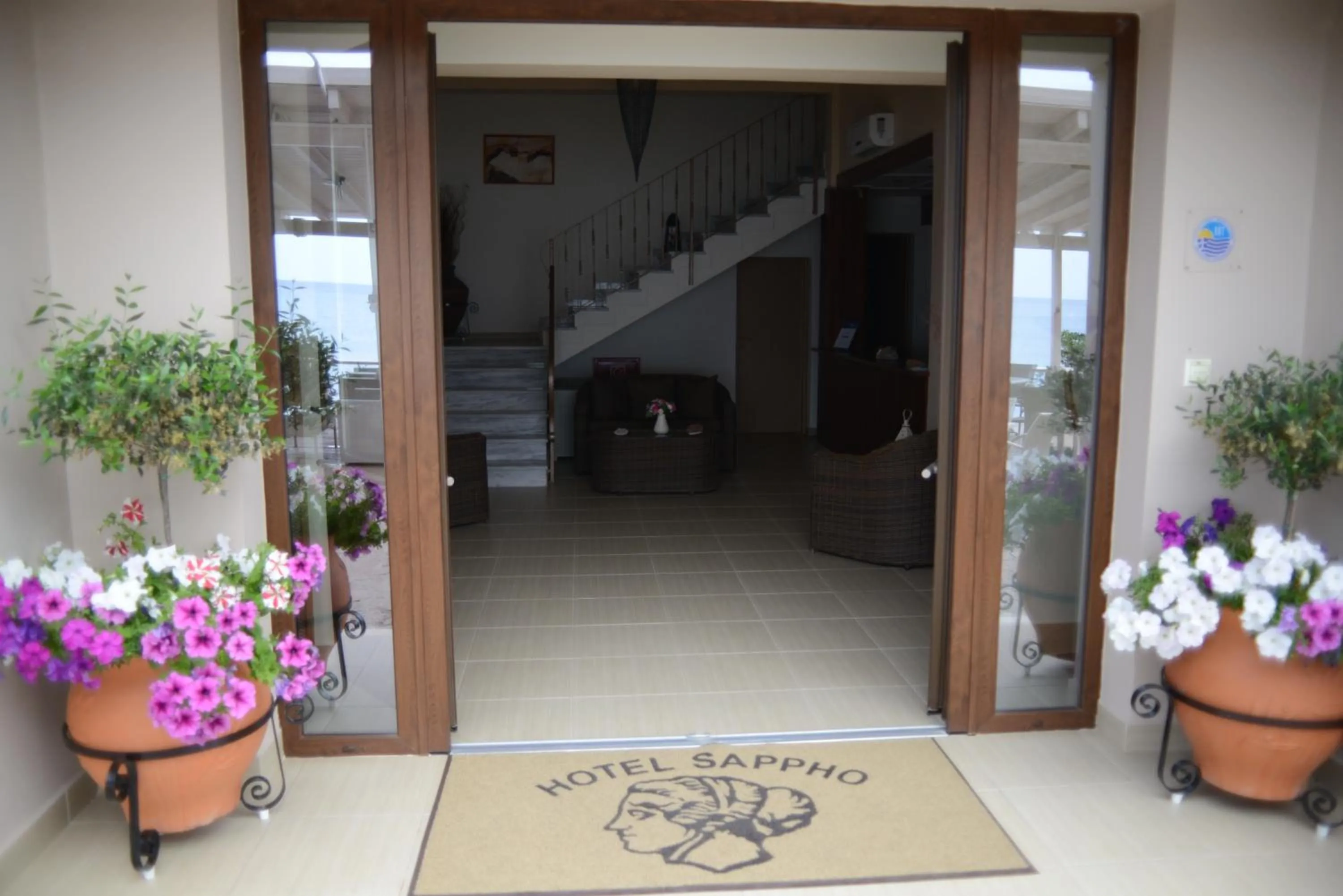 Facade/entrance in Sappho Hotel