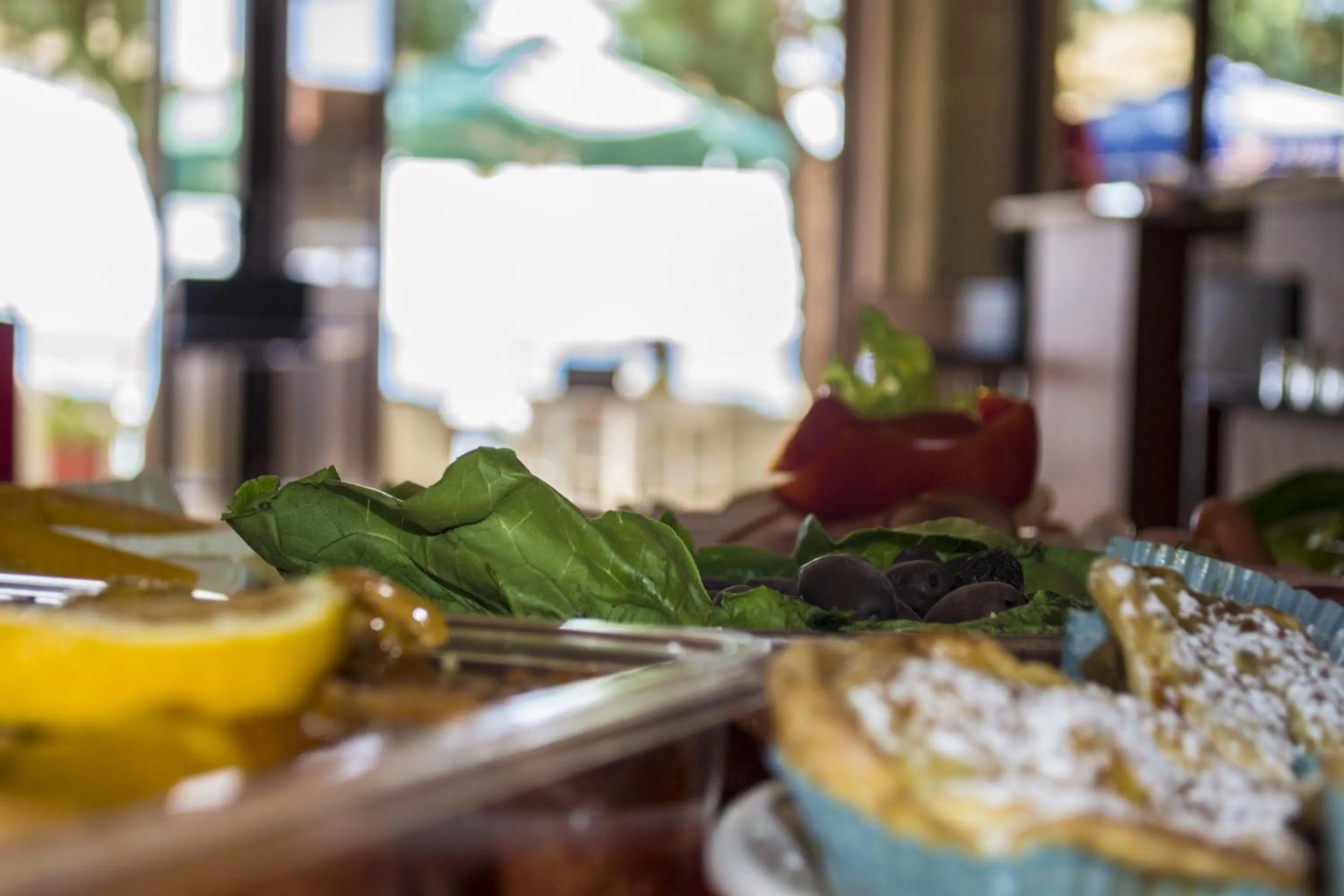 Restaurant/places to eat in Sappho Hotel