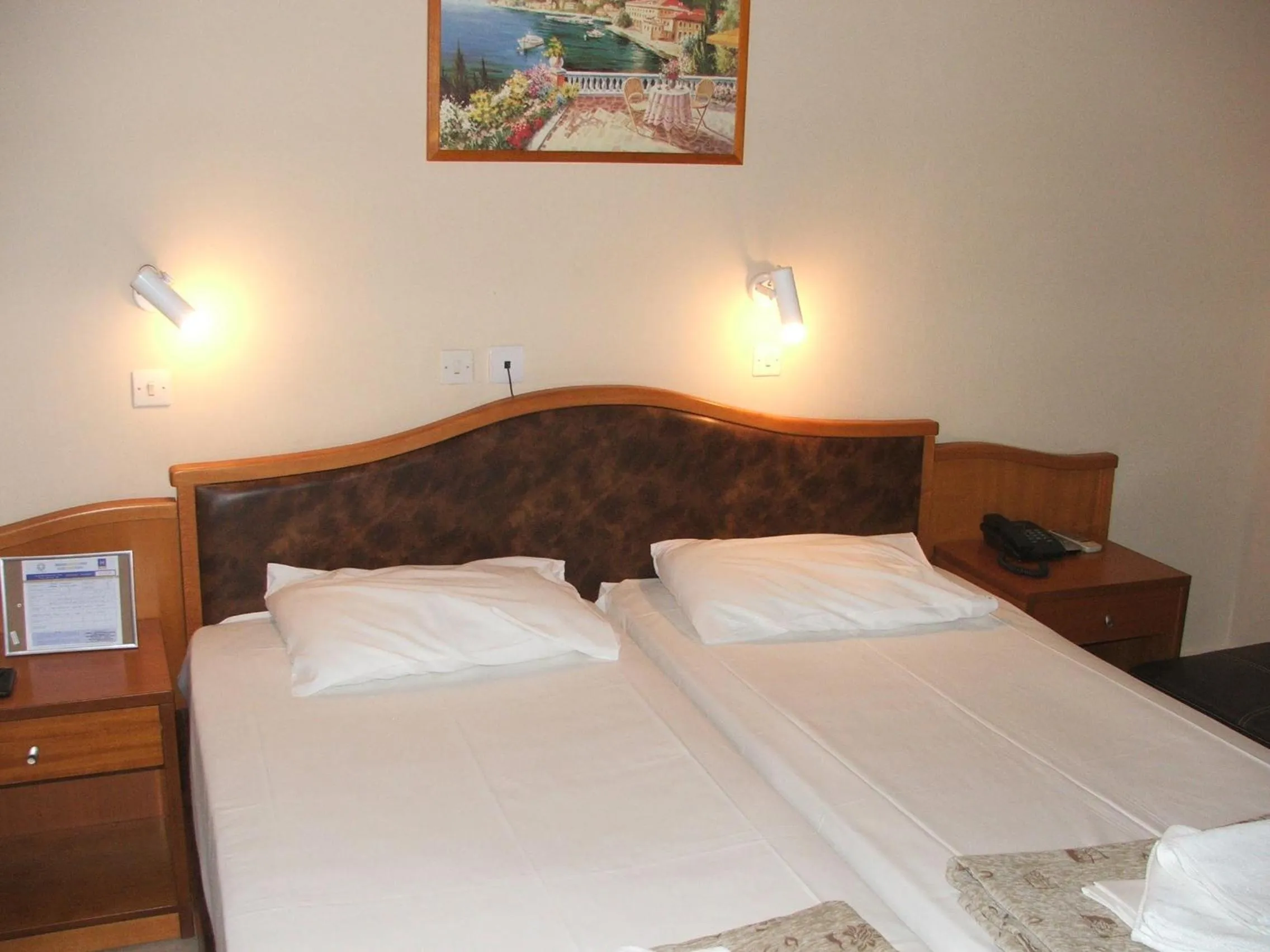 Bedroom, Bed in Sappho Hotel