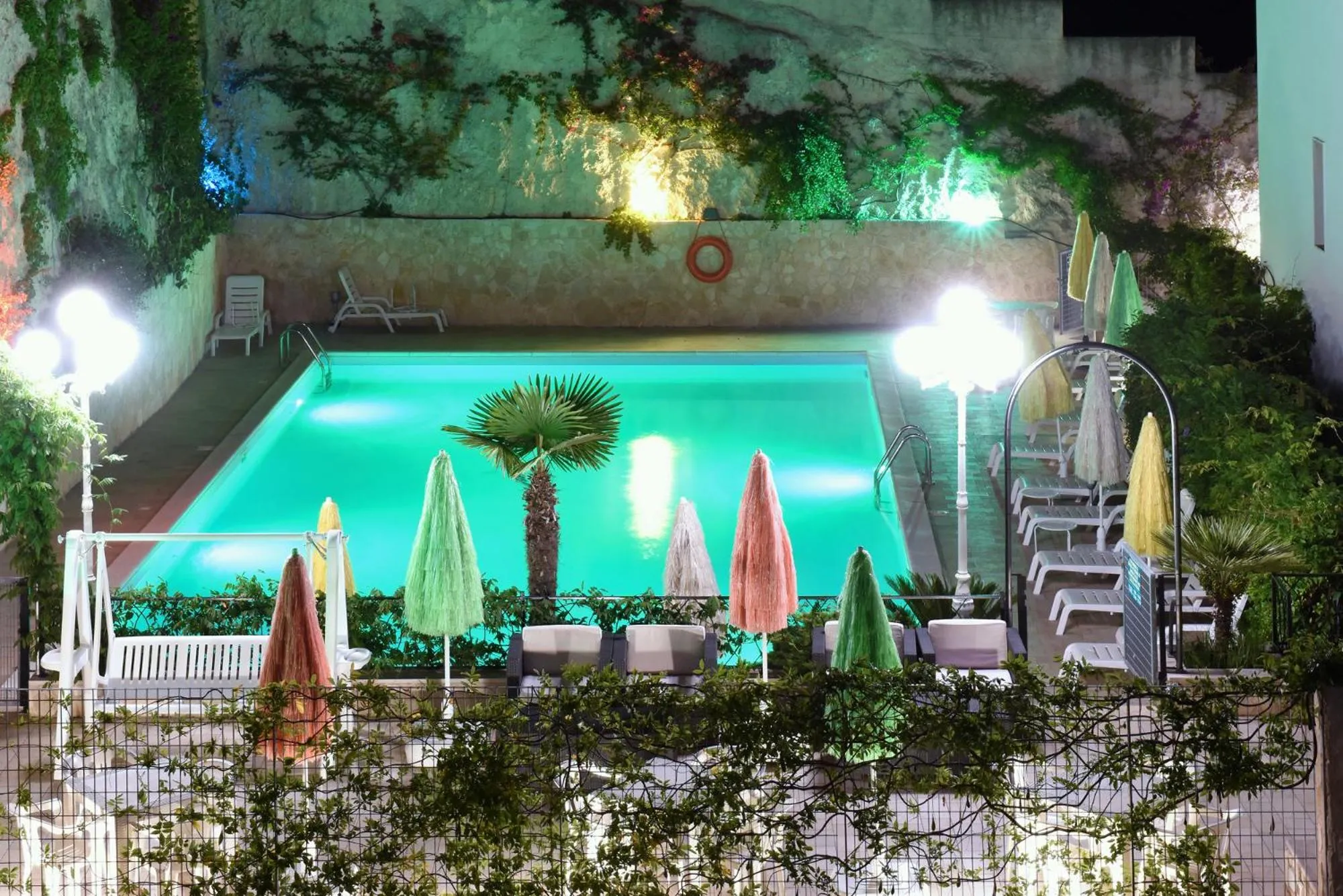 Swimming pool in Hotel Timiama