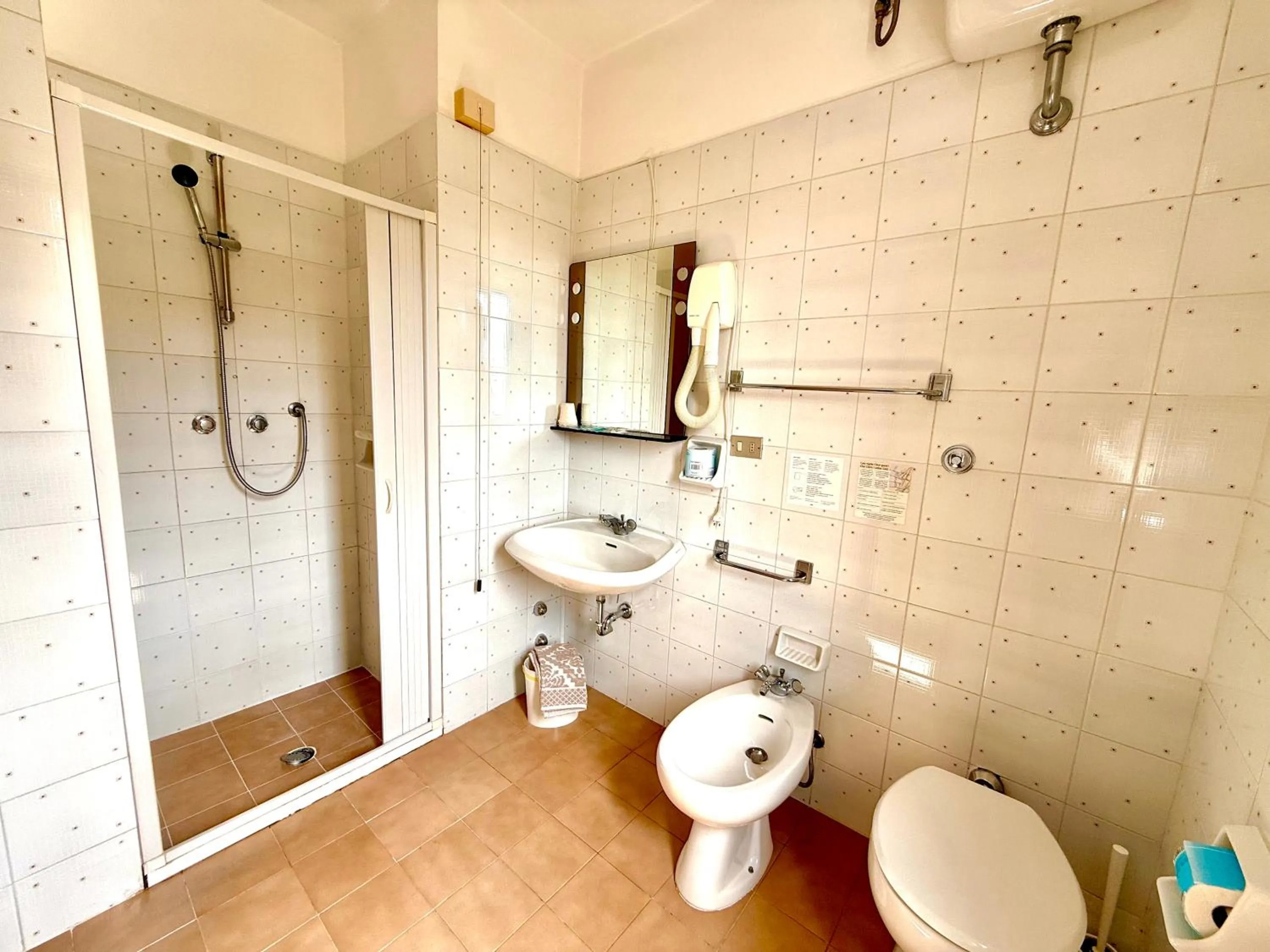 Bathroom in Hotel Timiama