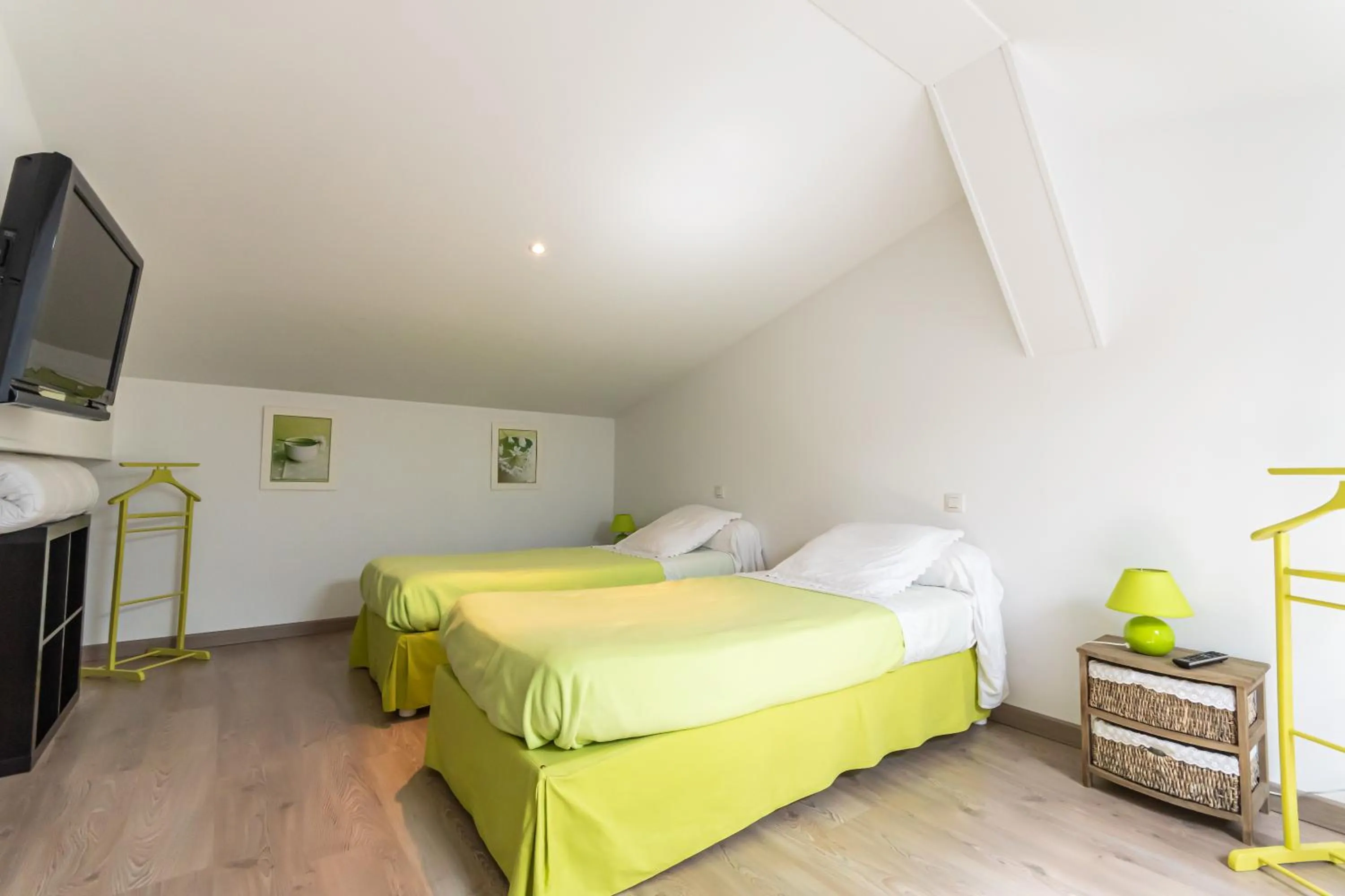 Deluxe Double or Twin Room - single occupancy in Le DOMAINE DES ECOLIERS B&B