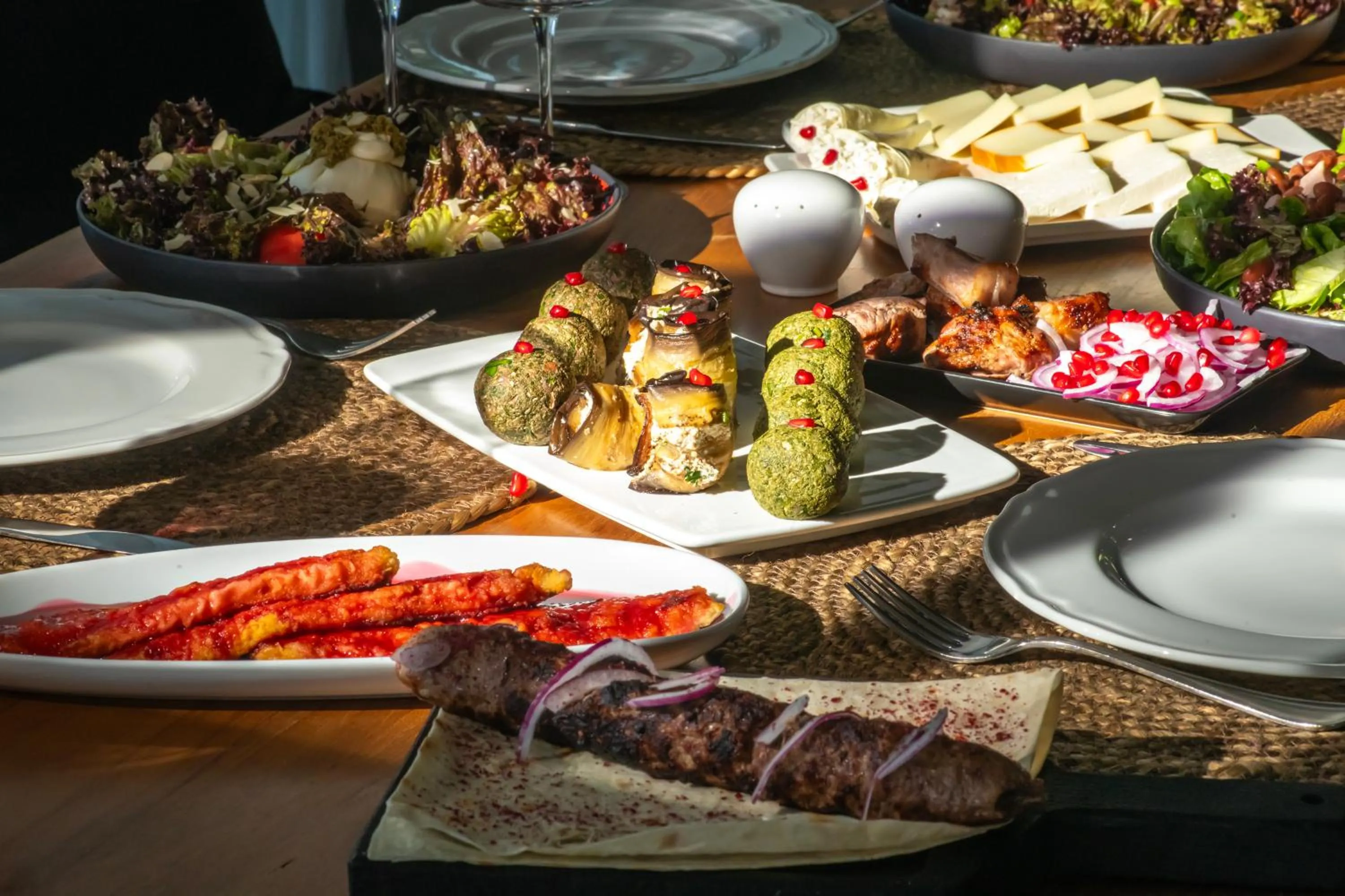 Food and drinks in Kabadoni Boutique Hotel