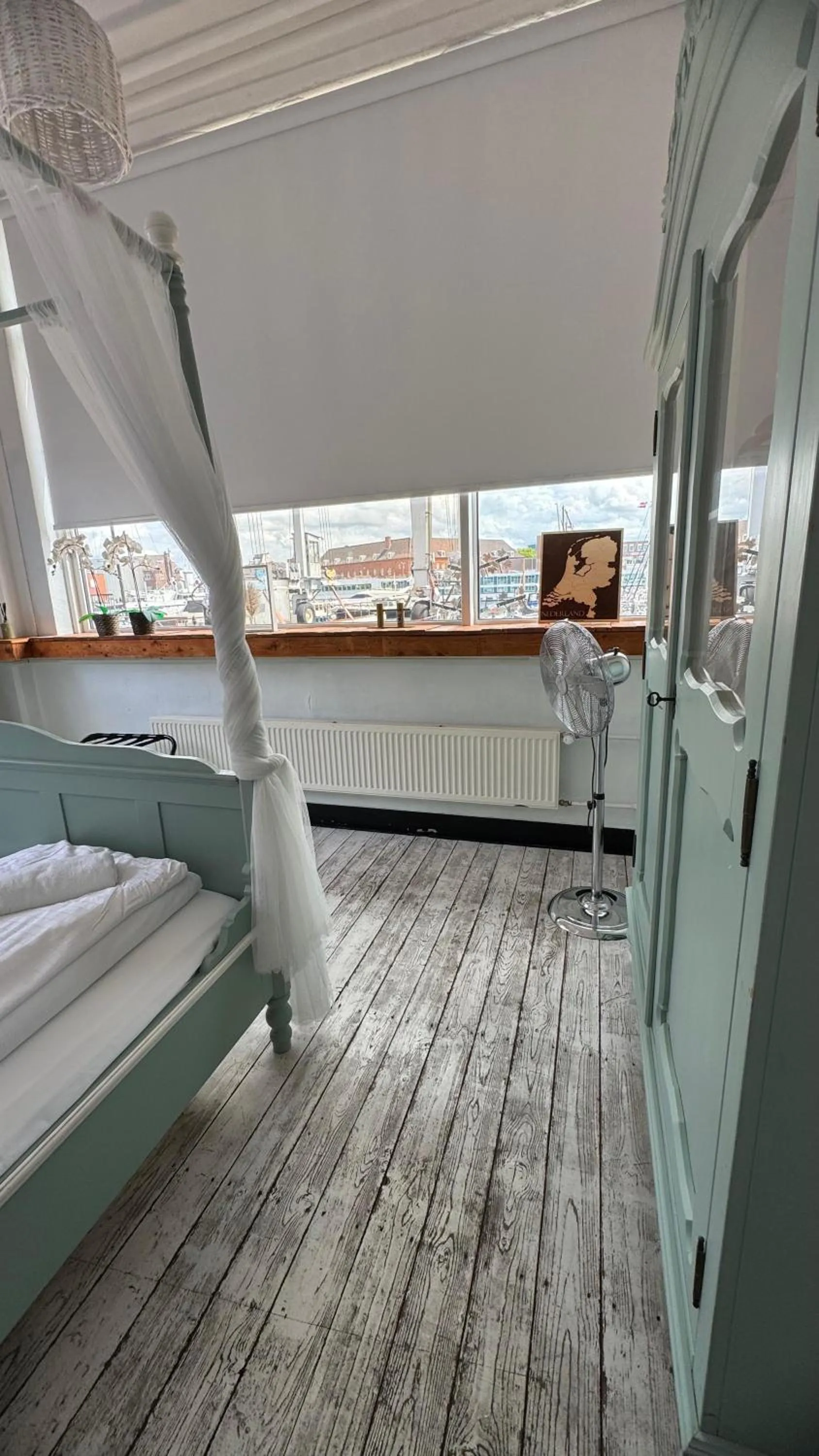 Bed in BBgebouw39 - op de Rijkswerf