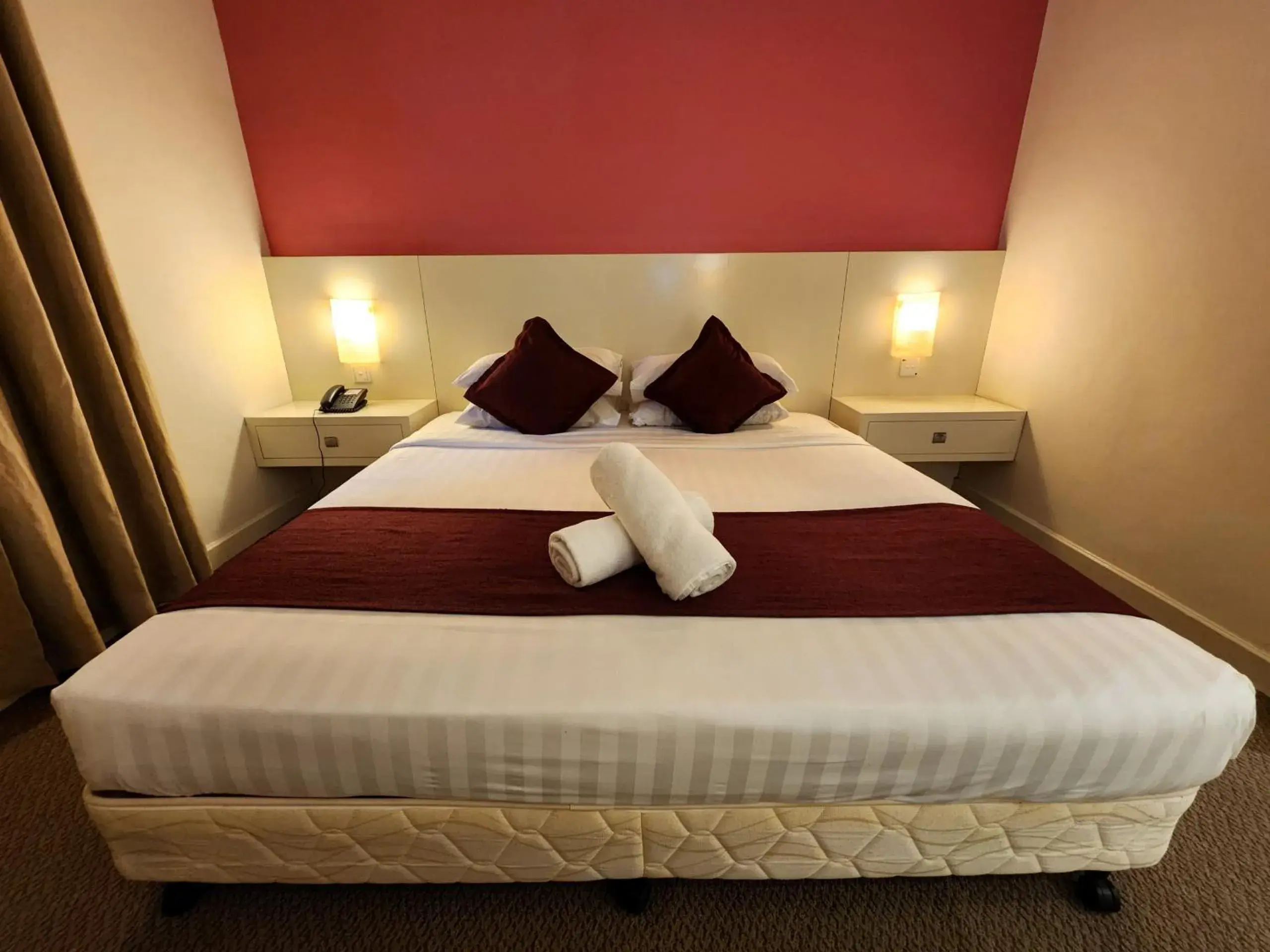 Superior King Room in The Grand Puteri Hotel Superior King Room in The Grand Puteri Hotel