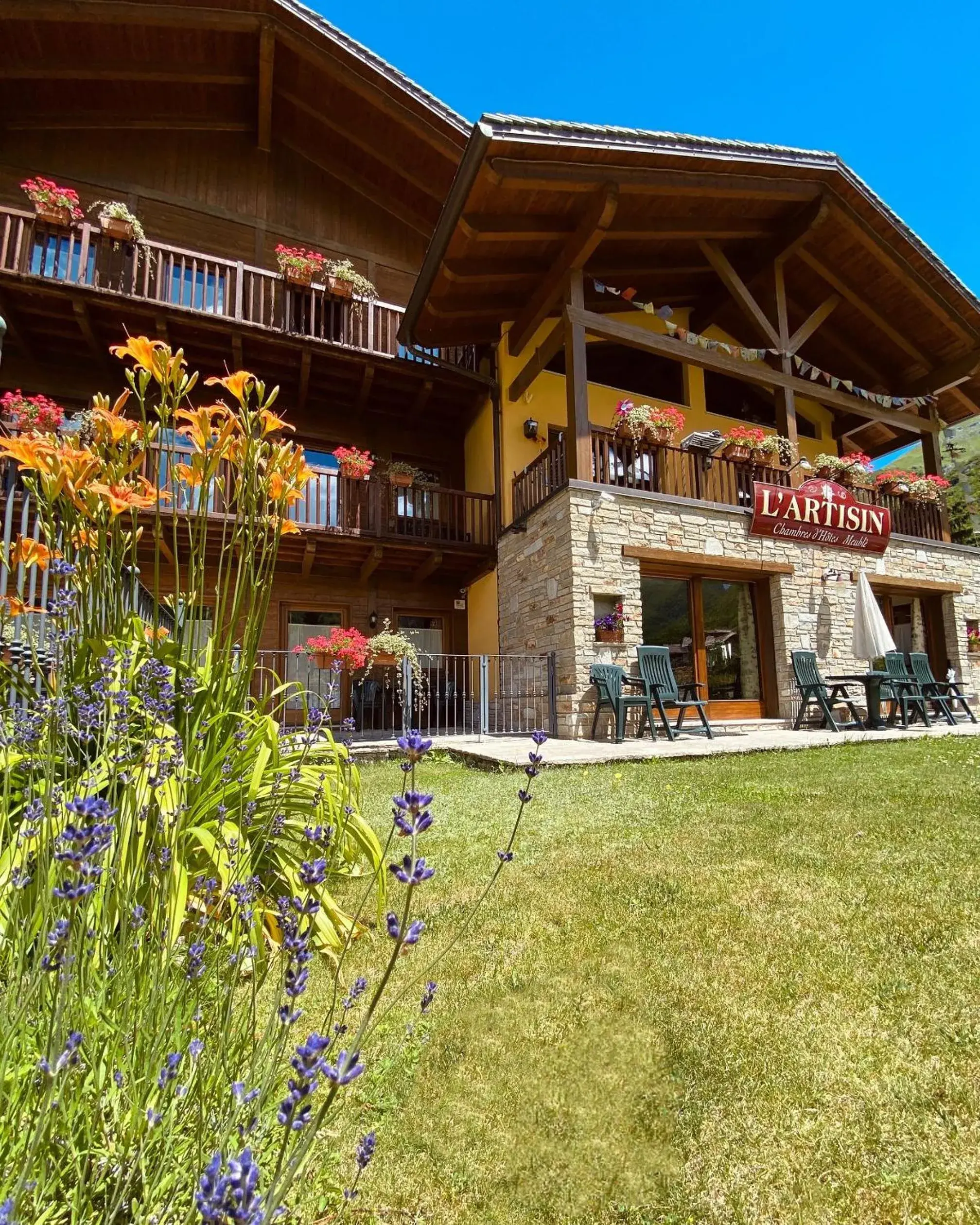 Hotel L'Artisin Hotel L'Artisin