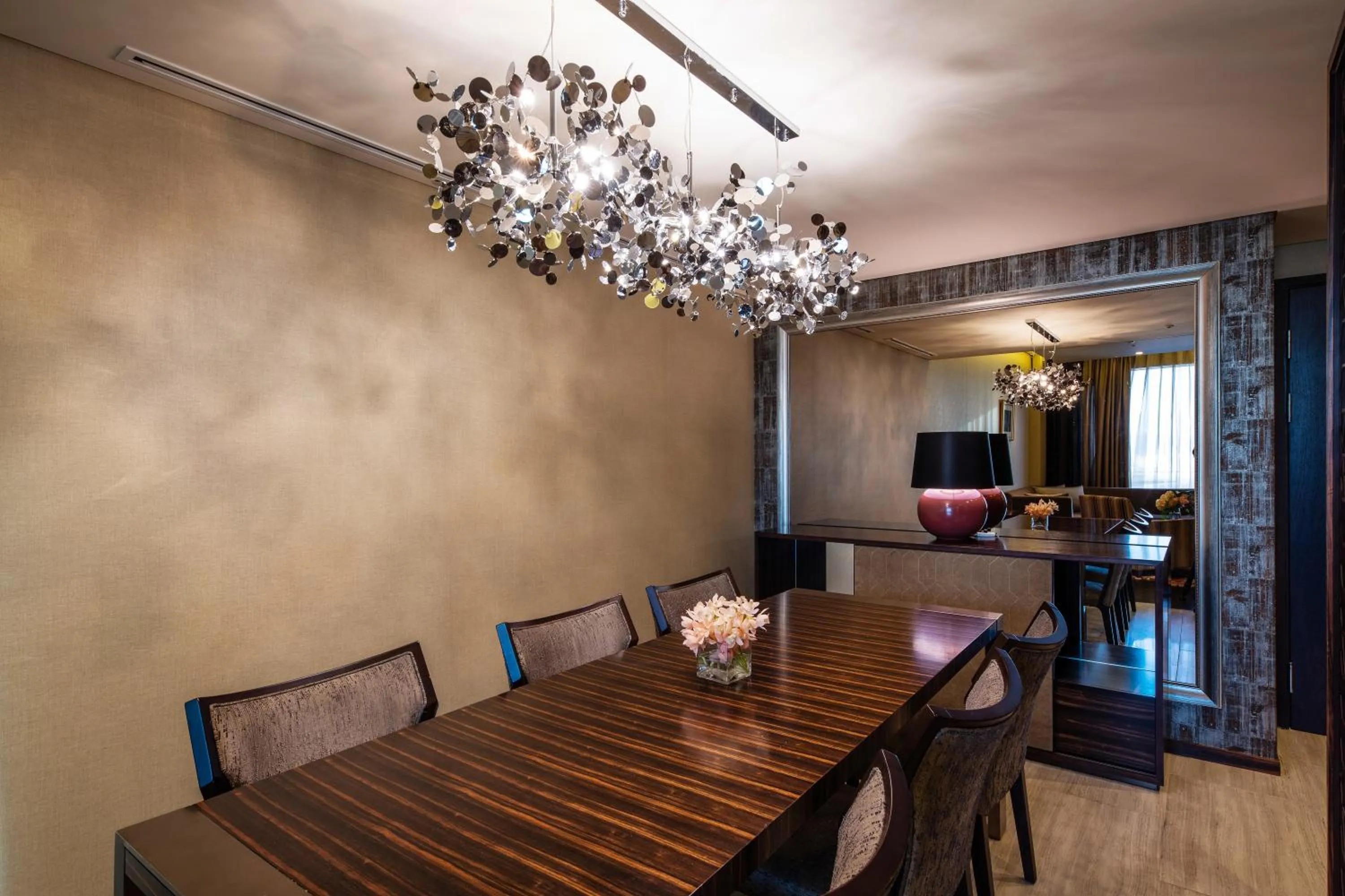 Dining area in Oakwood Premier Coex Center Seoul