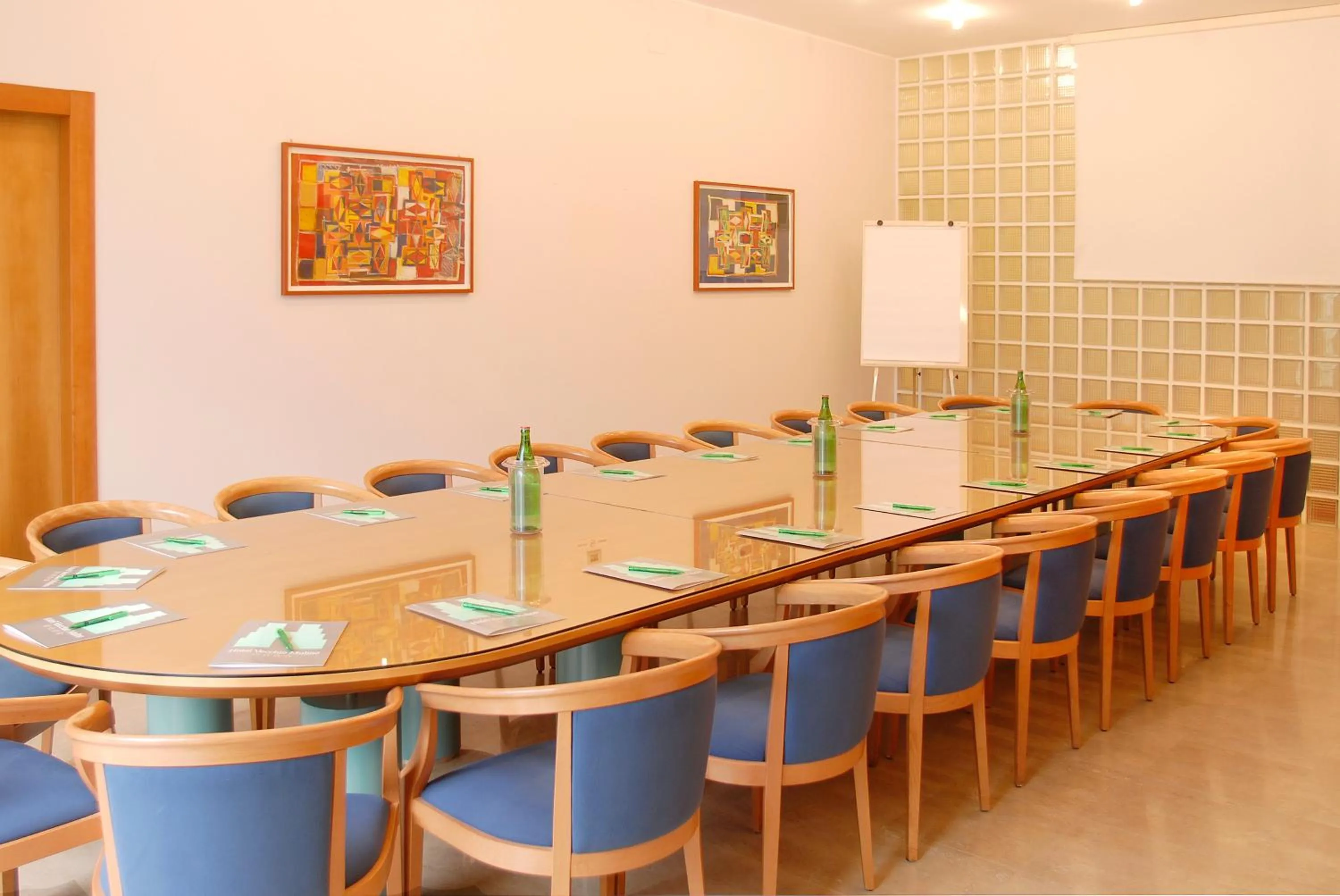 Business facilities in Hotel Vecchio Mulino