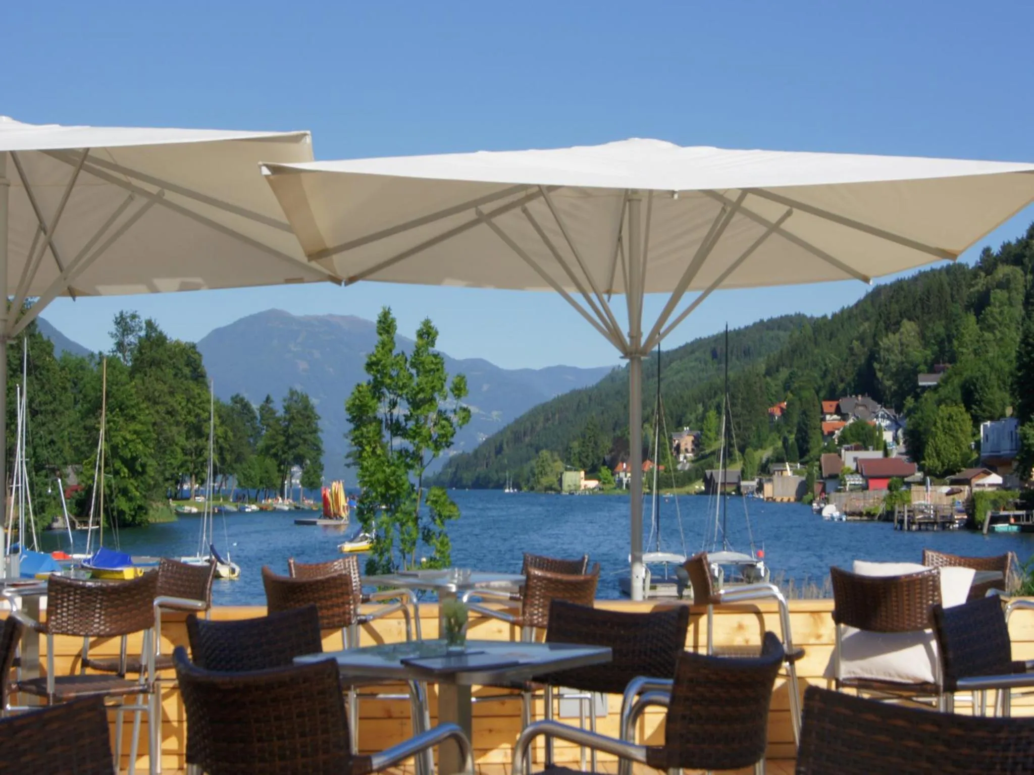 Lake view in Hotel Royal X