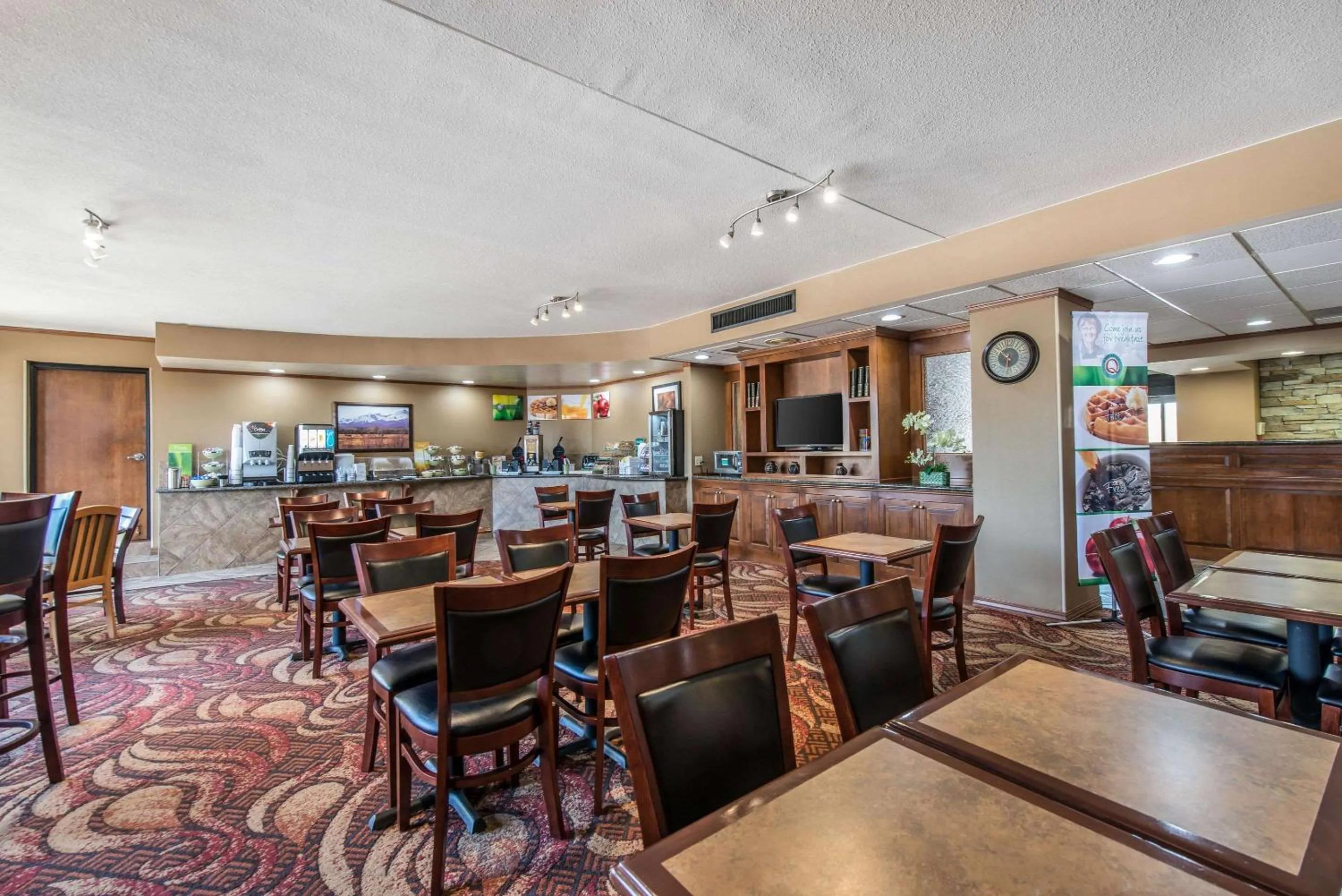 Restaurant/places to eat in Quality Inn Colorado Springs South