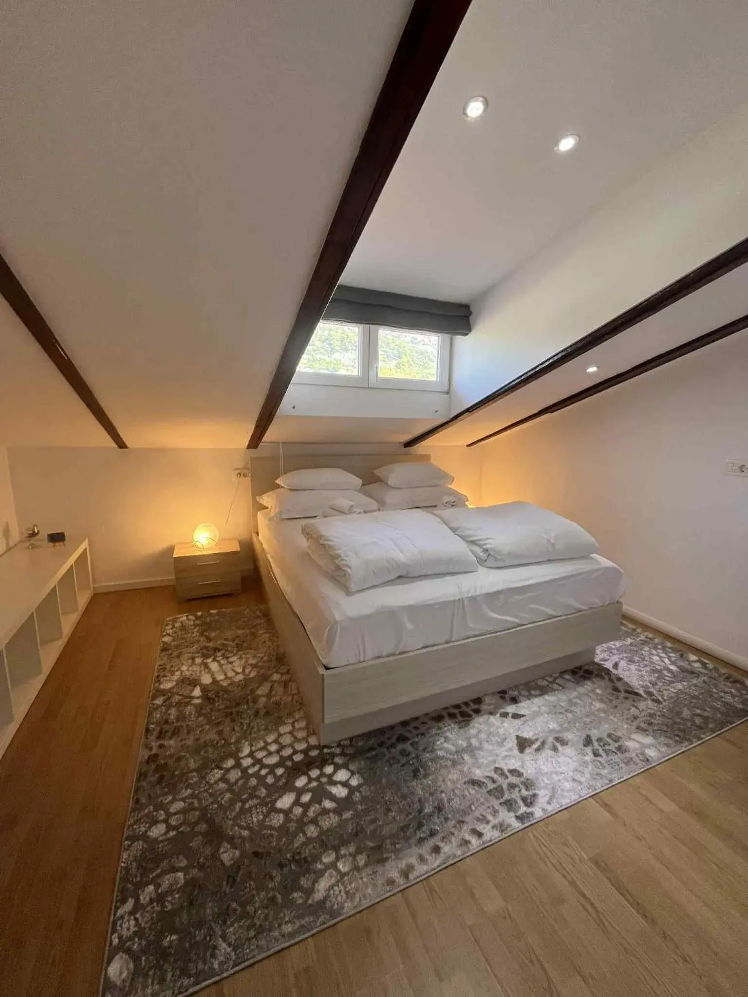 One-Bedroom Suite in Dela One-Bedroom Suite in Dela