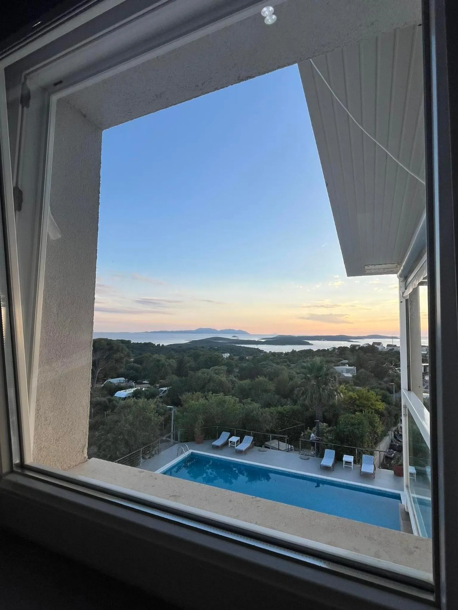 View (from property/room) in Dela