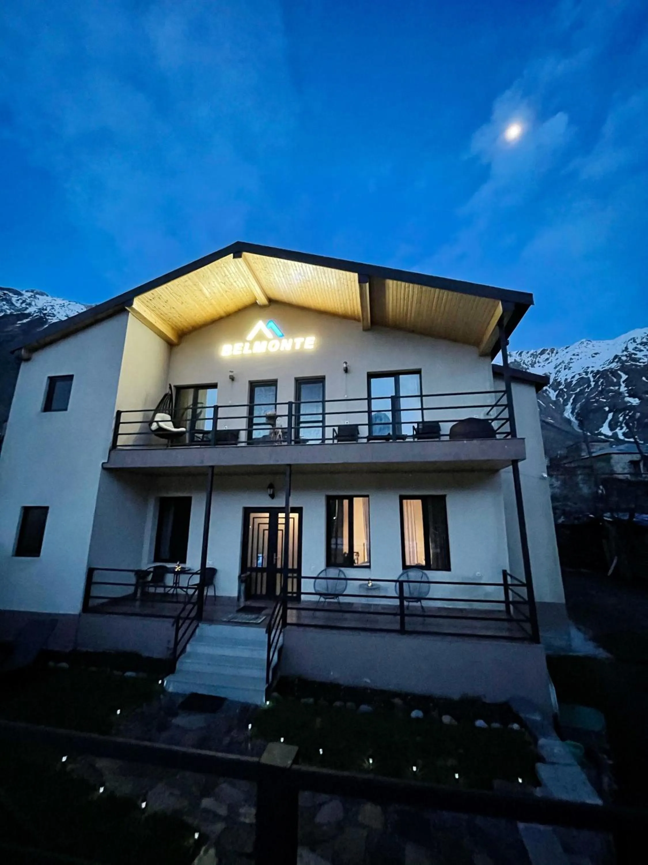 Property building in Belmonte Kazbegi