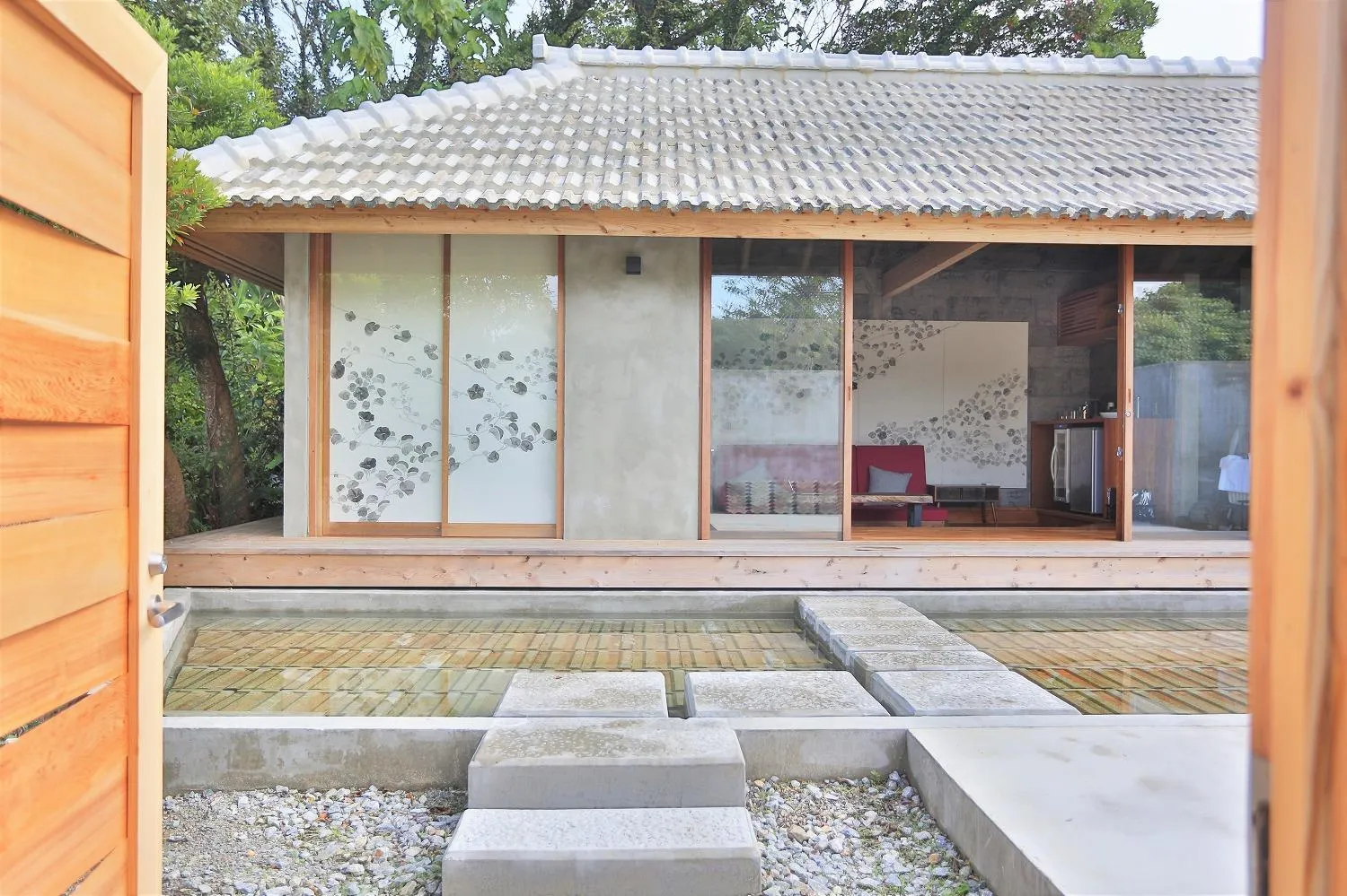 Property building in KAWASEMINOSU (MUKAKA VILLA)