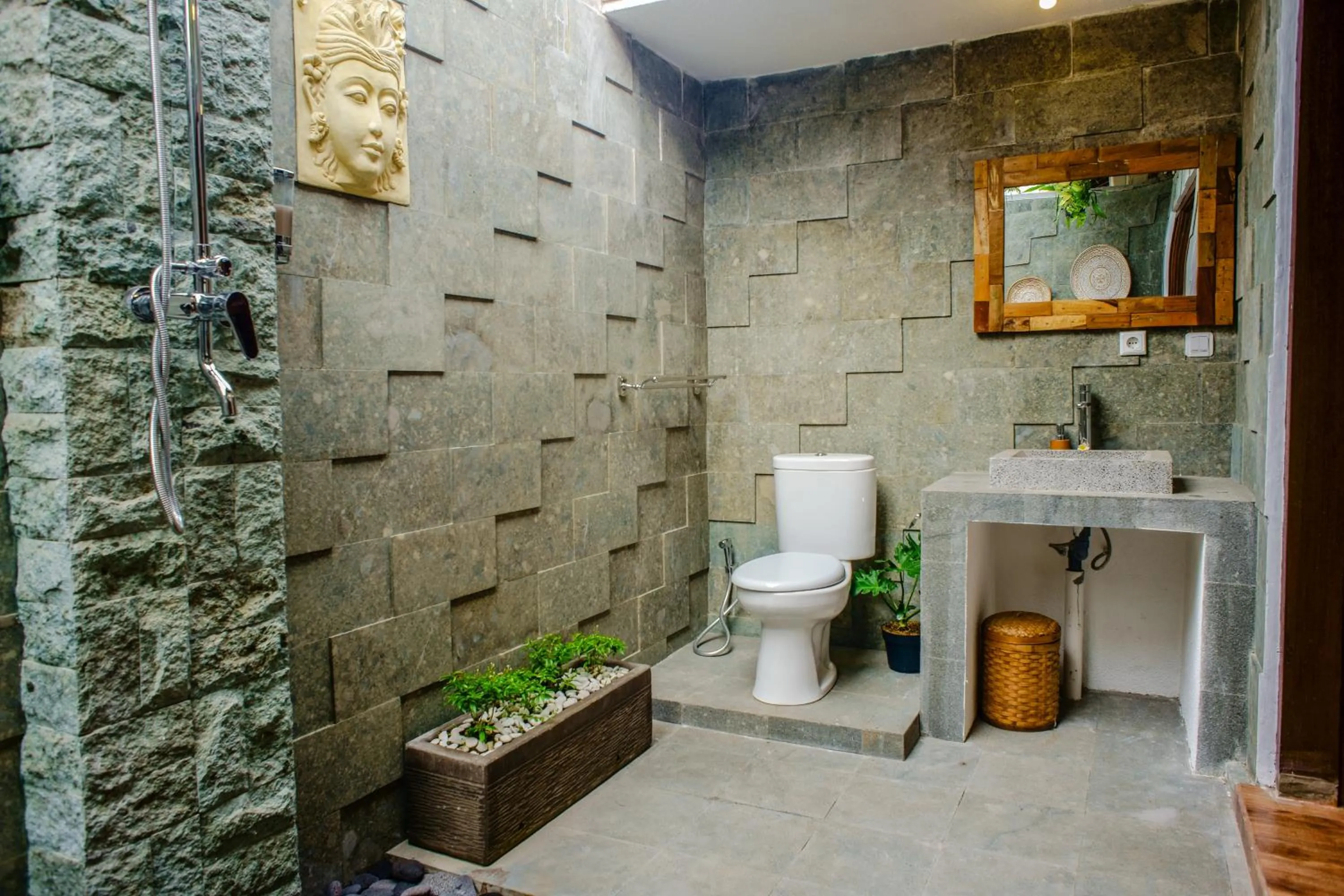 Toilet in Umakelod Sebatu Villas