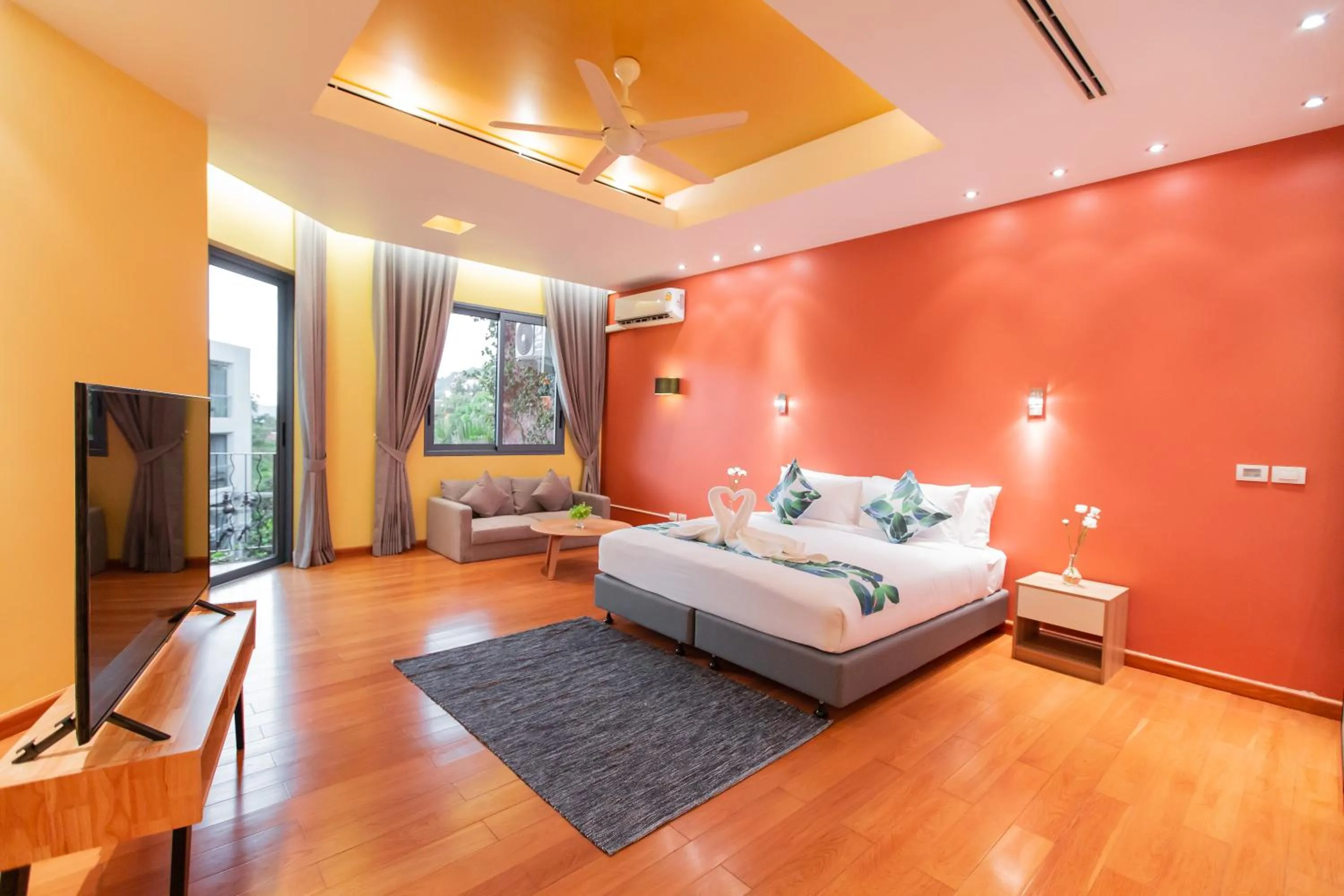 Bed in Teetara Villa Patong