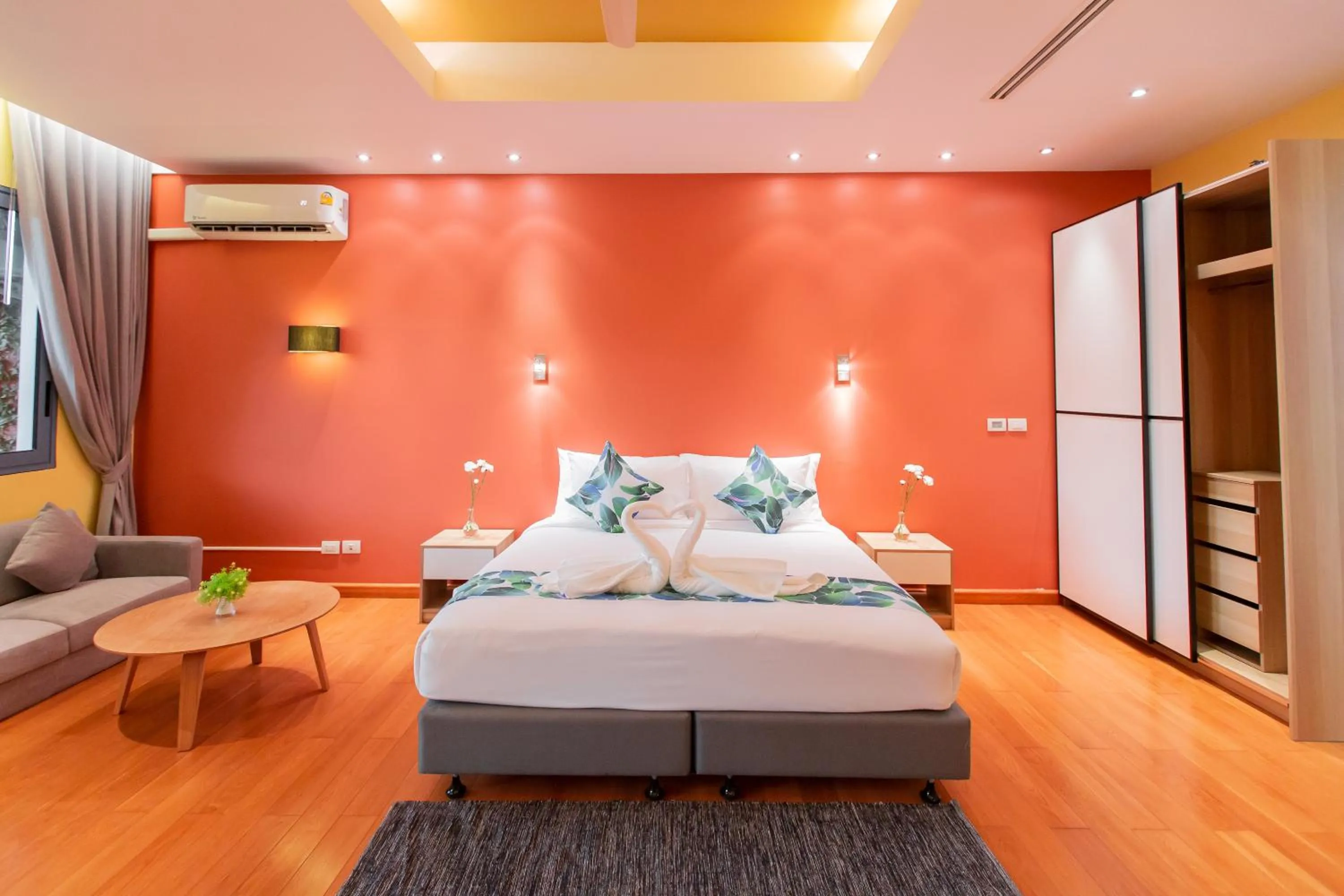 Bed in Teetara Villa Patong