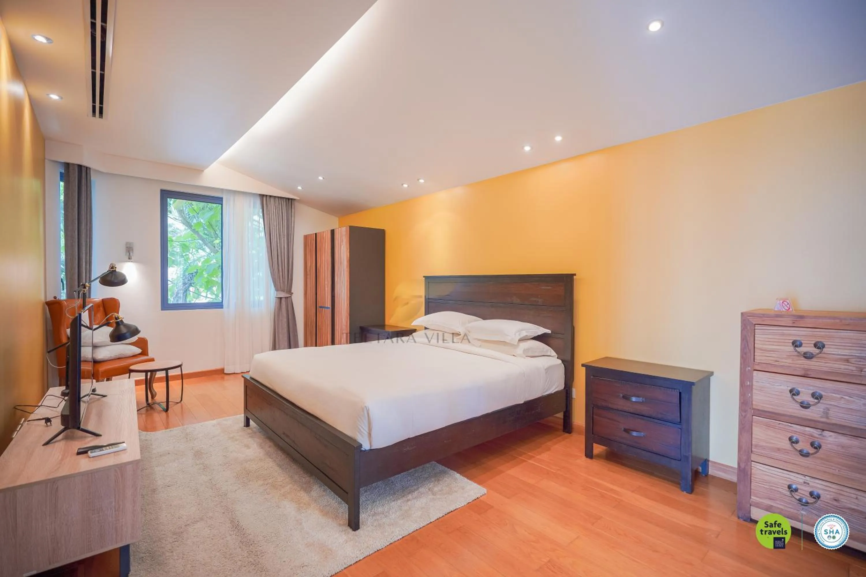 Bed in Teetara Villa Patong