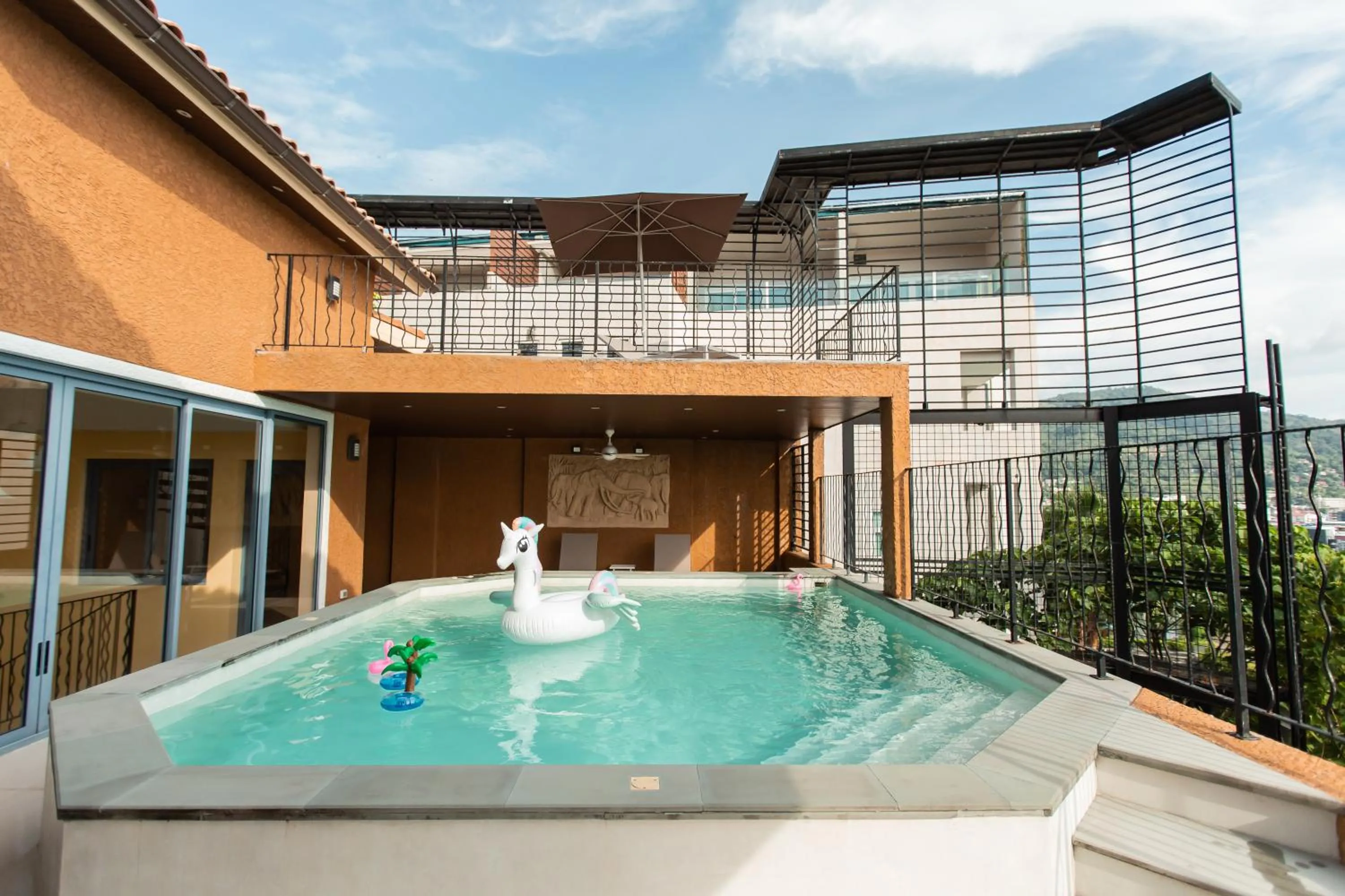 Day in Teetara Villa Patong