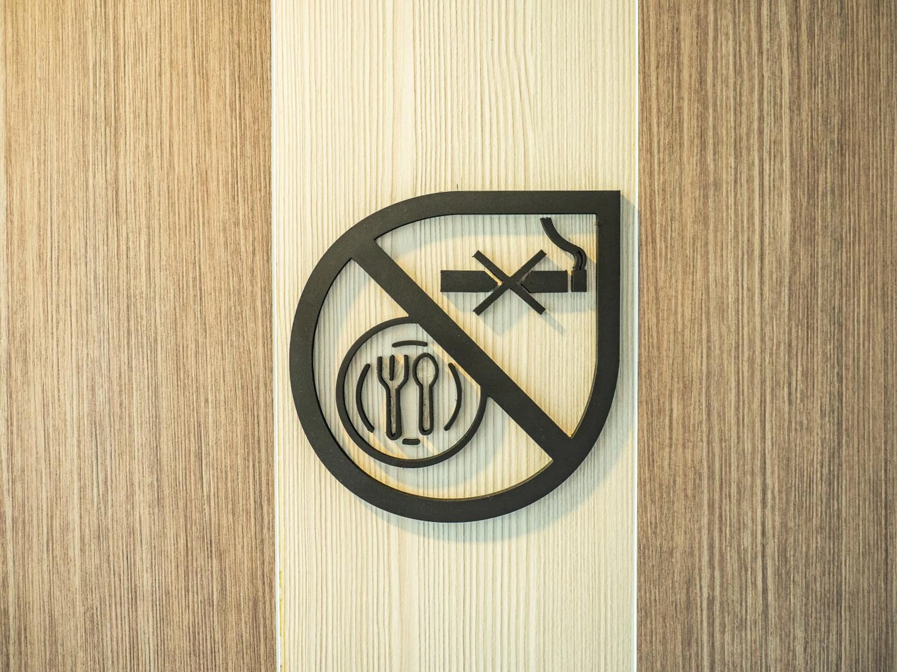 Logo/Certificate/Sign in Ray Hostel