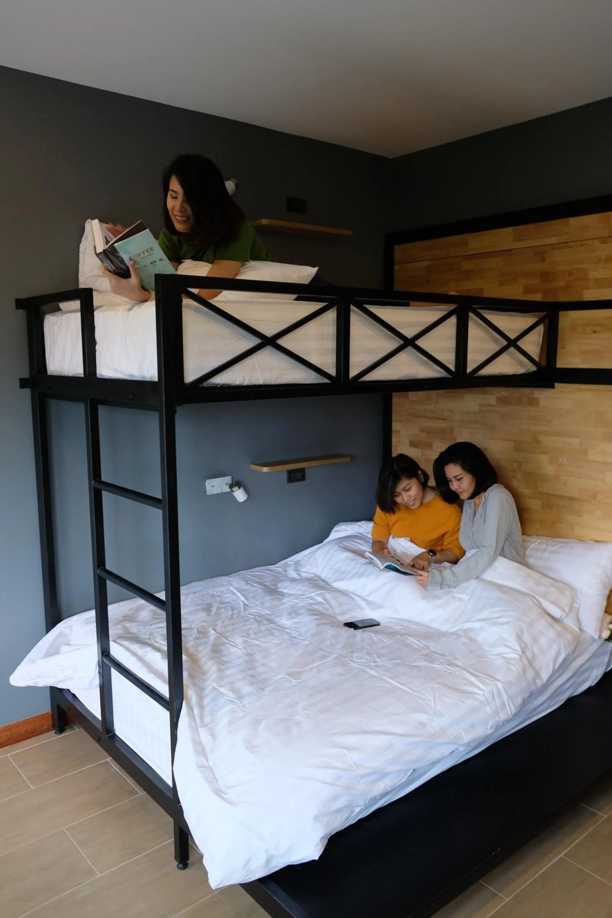 bunk bed, Bed in Ray Hostel