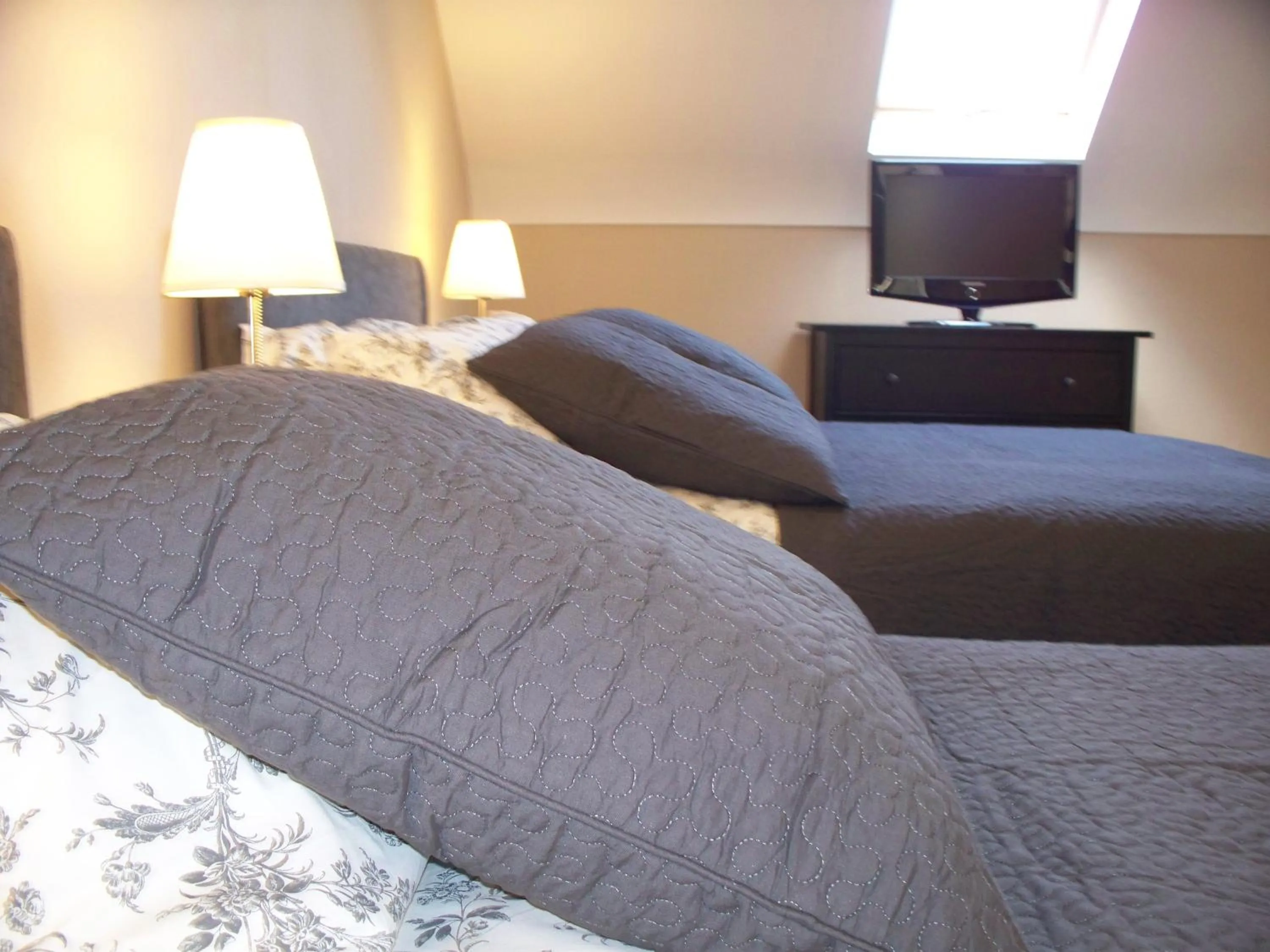 Decorative detail, Bed in Blackberry Lodge Accommodation