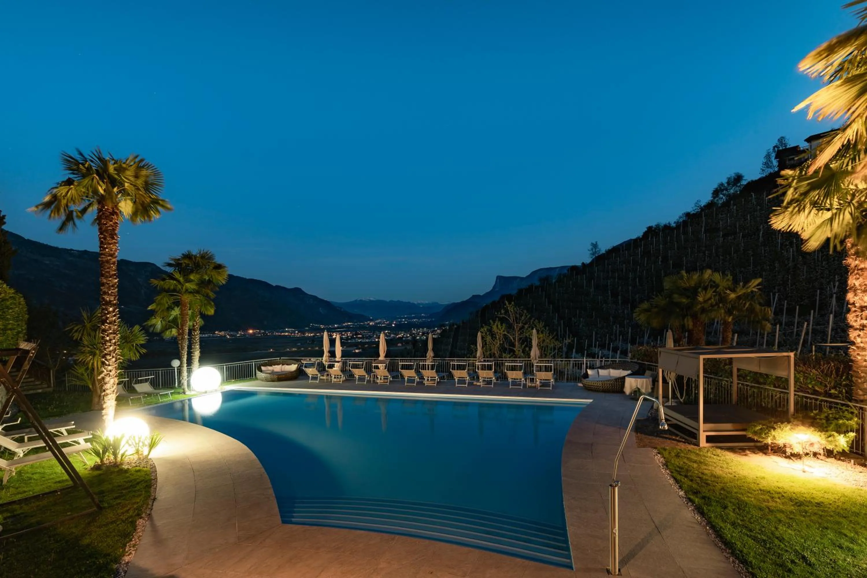 Night in Apparthotel Calma