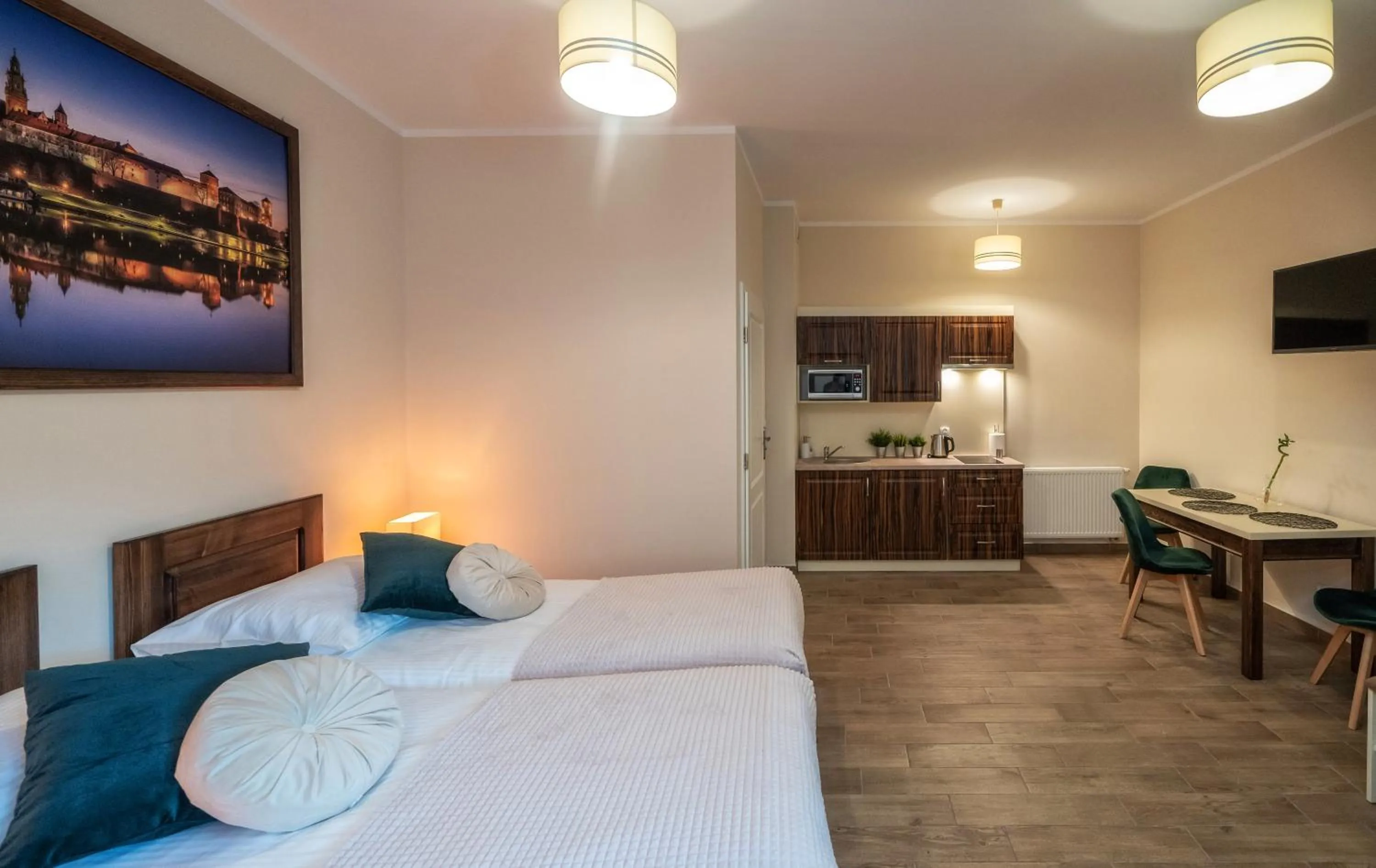 Photo of the whole room, Bed in Apartments 17 Szewska