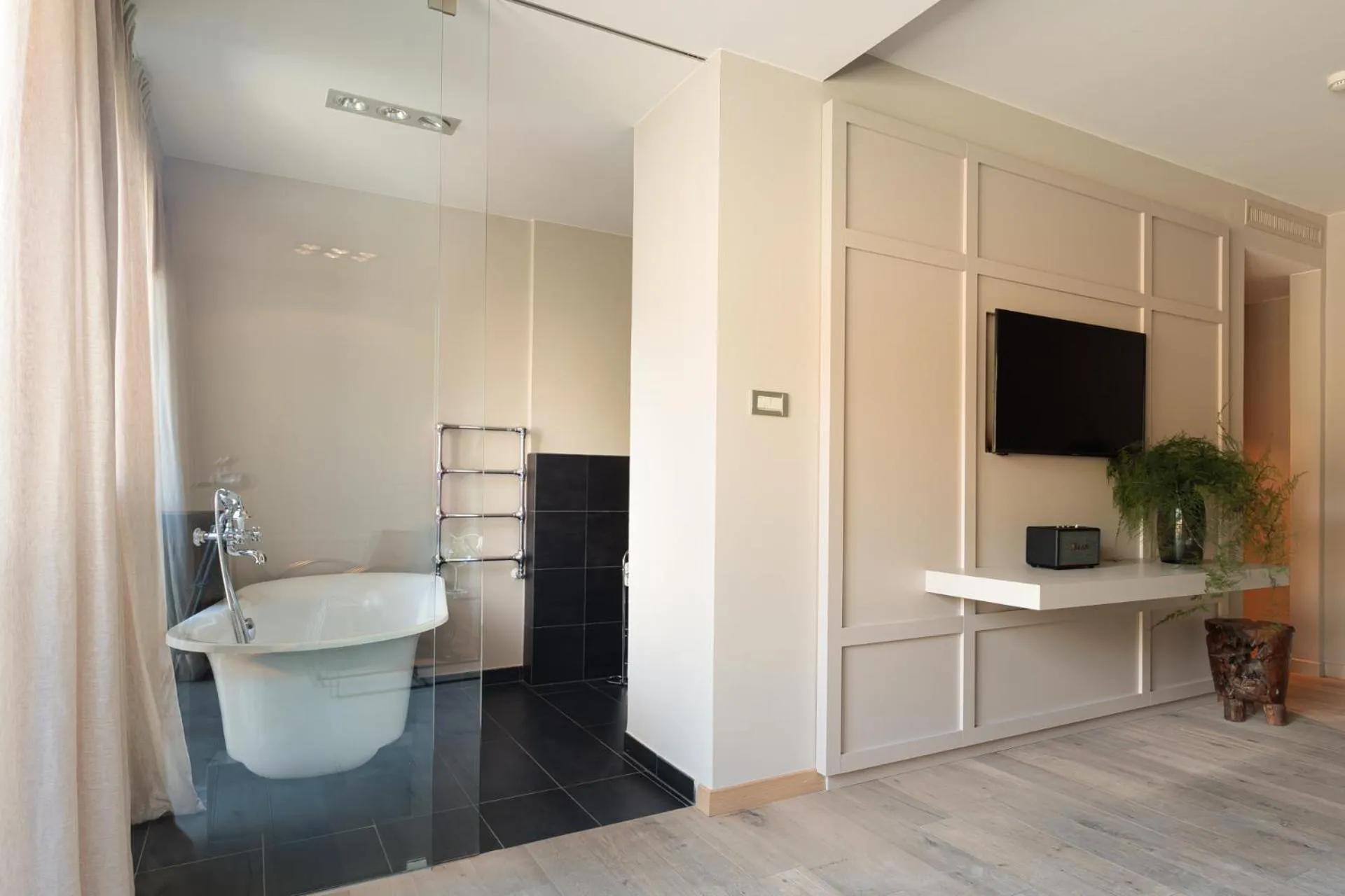 Bathroom in Hotel KÜGLERHOF