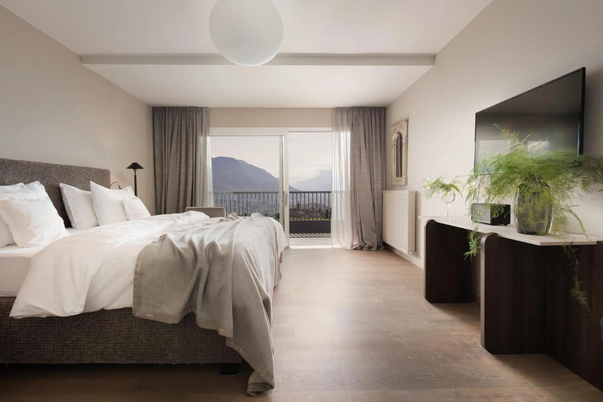 Bedroom, Bed in Hotel KÜGLERHOF