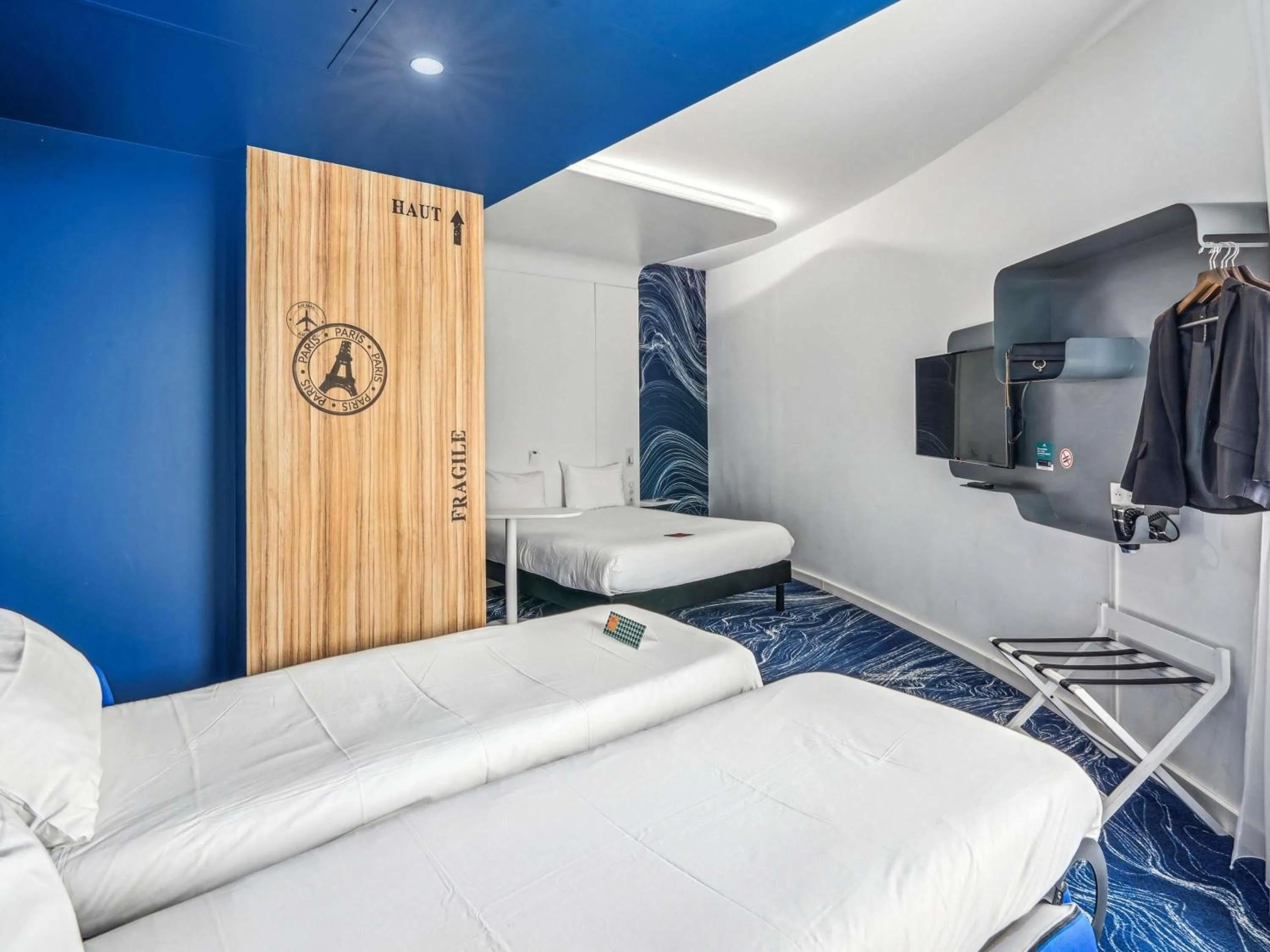 Bedroom in ibis Styles Paris Orly Airport