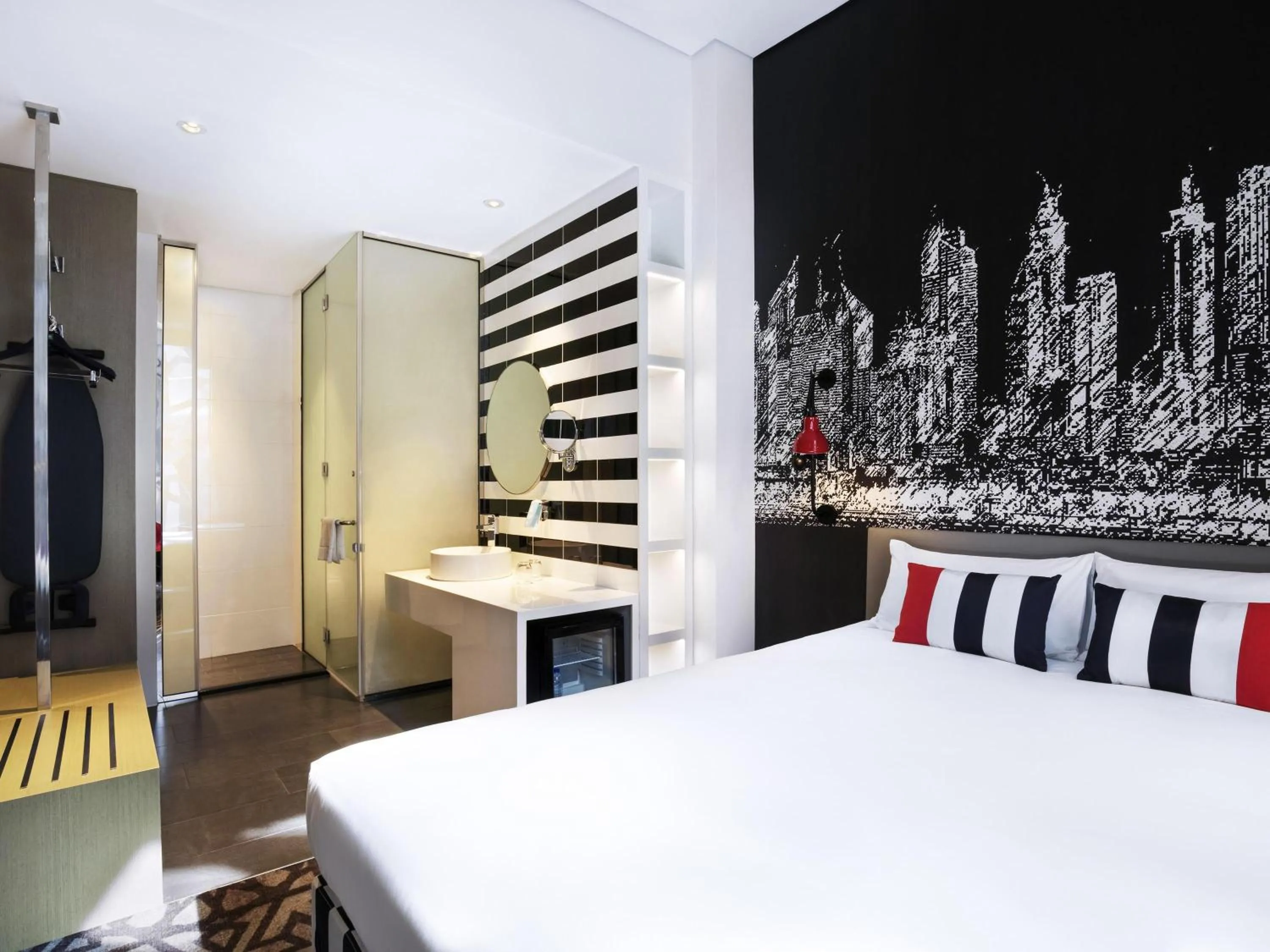 Bedroom, Bed in ibis Styles Dubai Airport Hotel