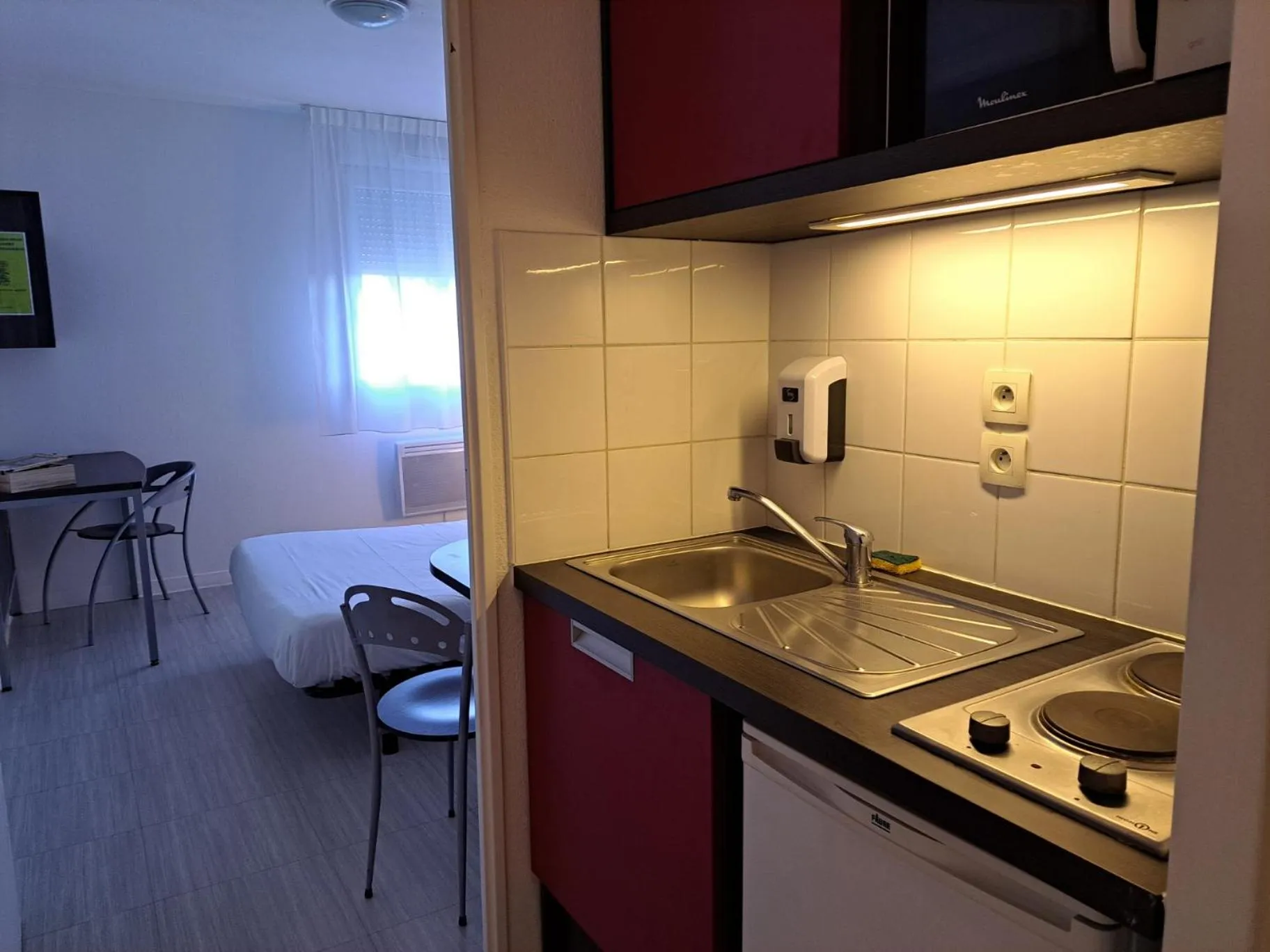 Kitchen or kitchenette in Résidence Les Académies Aixoise