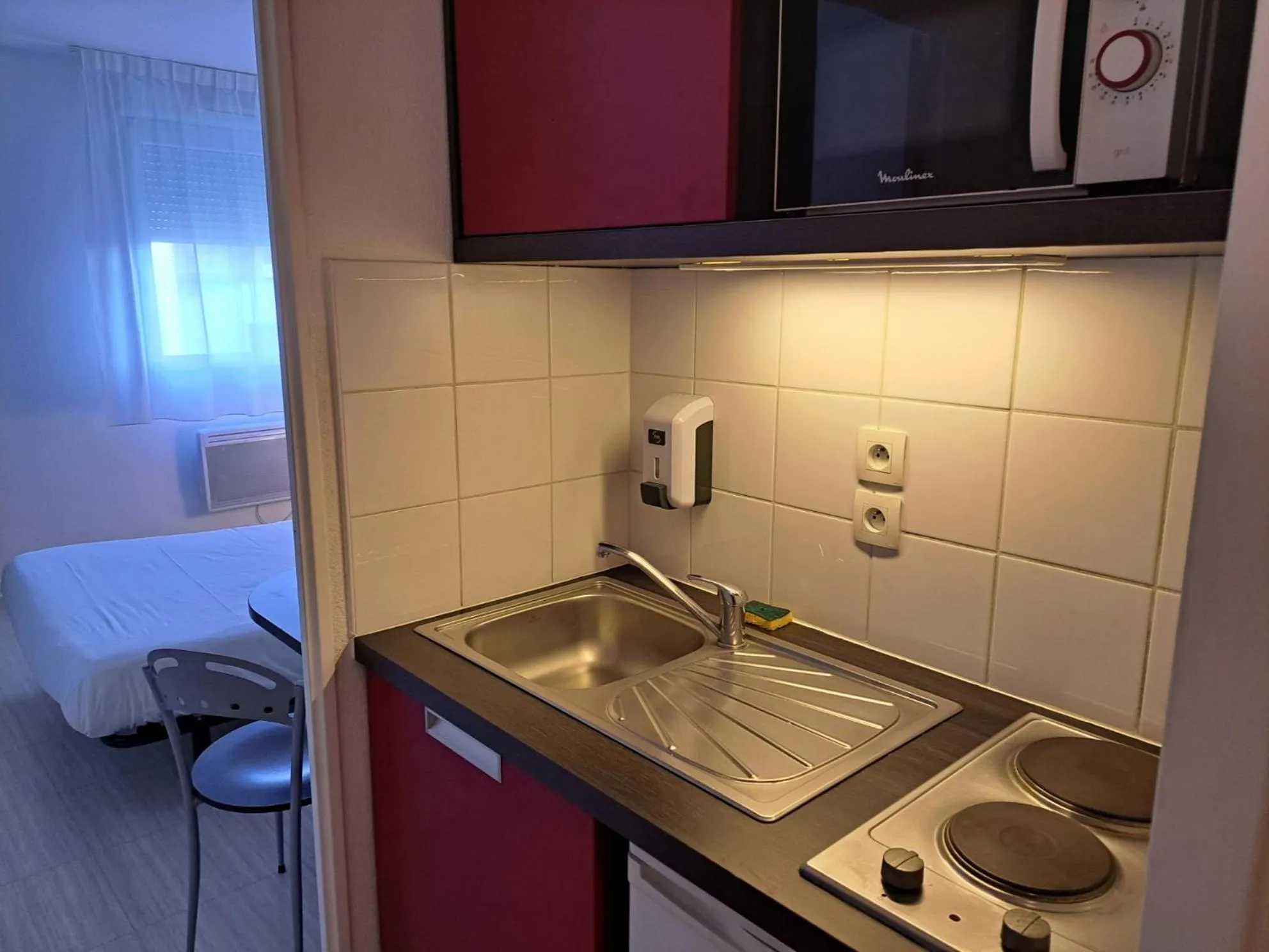 Kitchen or kitchenette in Résidence Les Académies Aixoise