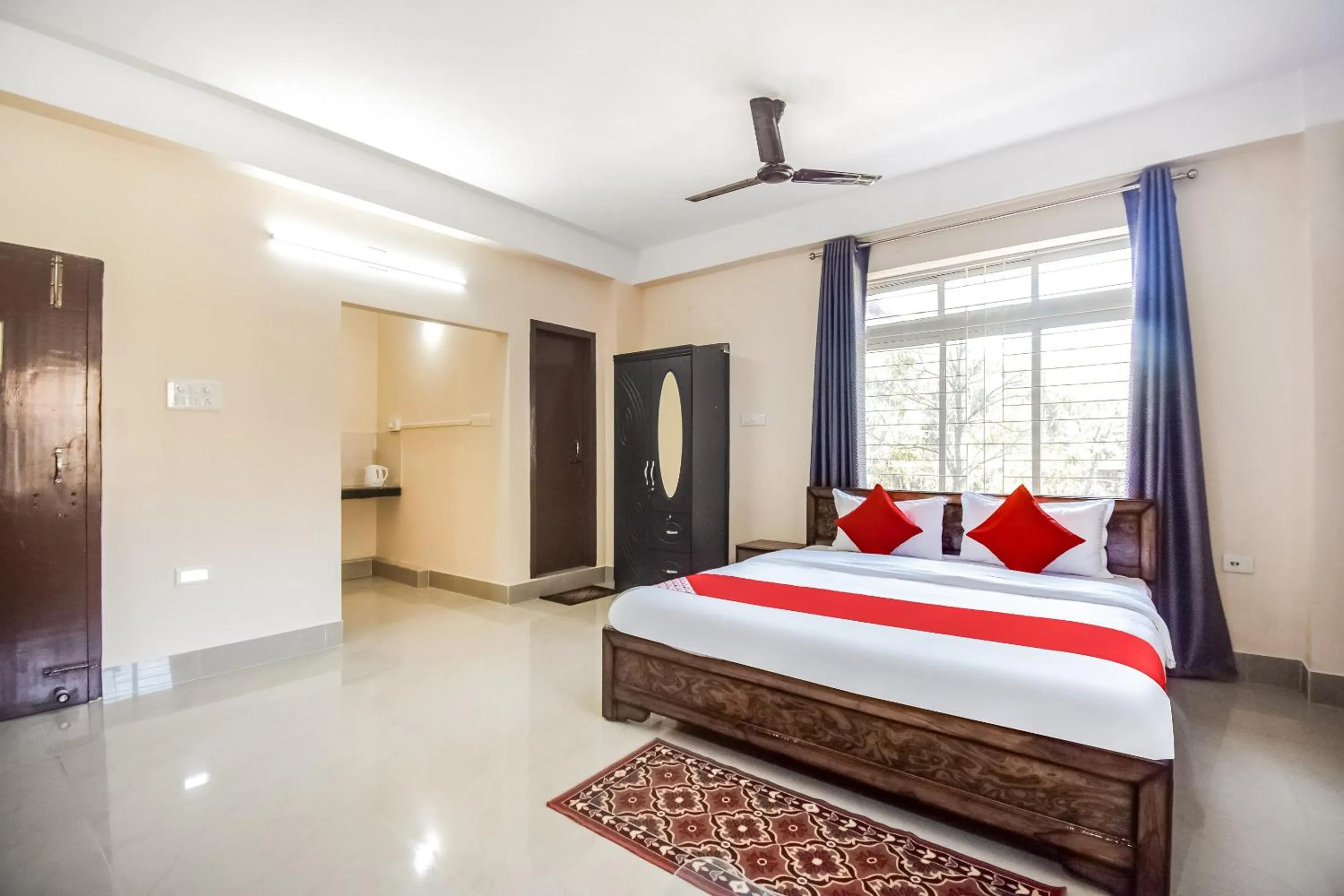 Bedroom, Bed in Super Hotel O Royal Pearl Inn