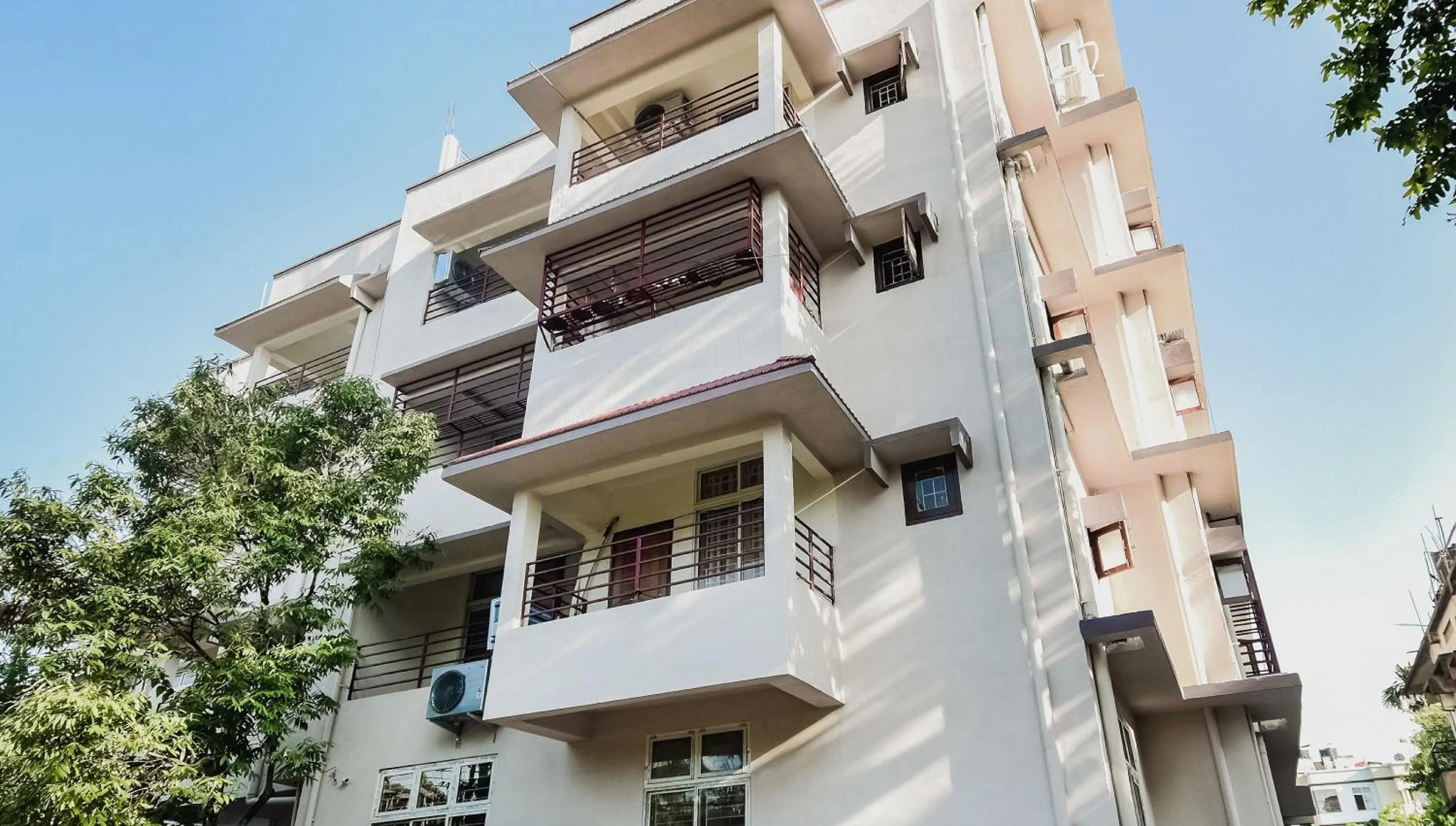 Facade/entrance in Super Hotel O Royal Pearl Inn