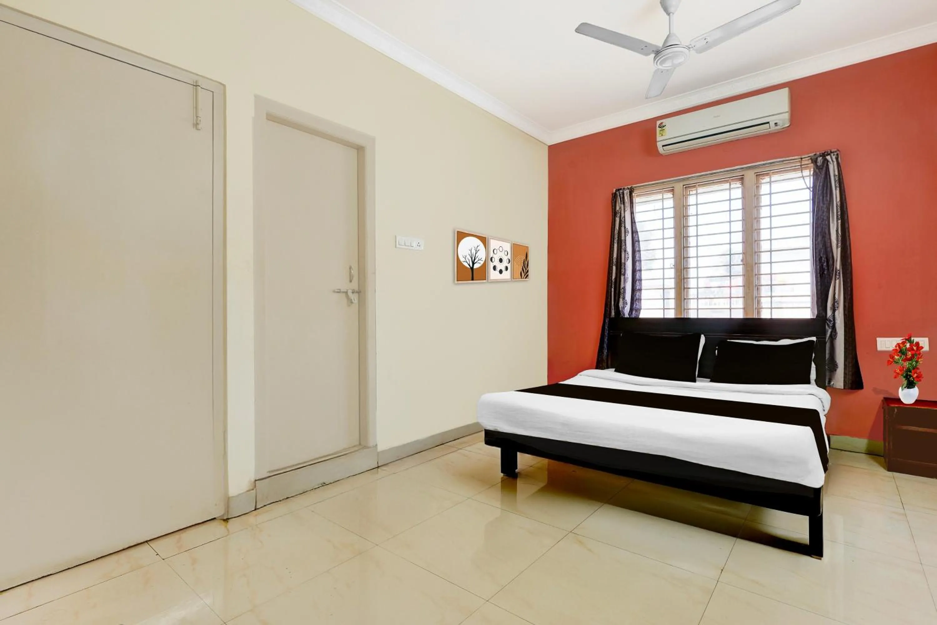Standard Double Room - single occupancy in Collection O Bhanugudi Junction Kakinada Formerly Stay Inn Luxury