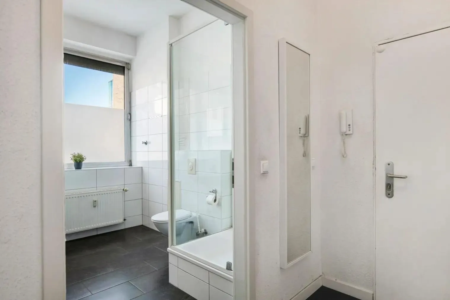 Shower in Apartments Schöneberg