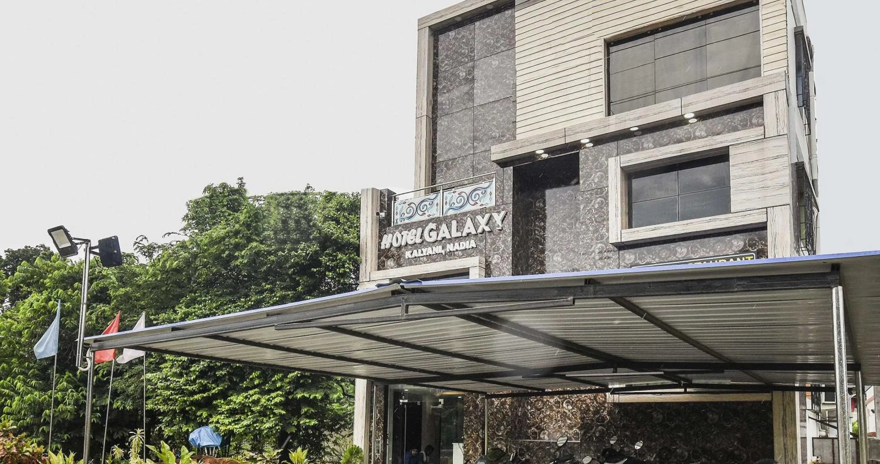 Facade/entrance in Hotel O Galaxy