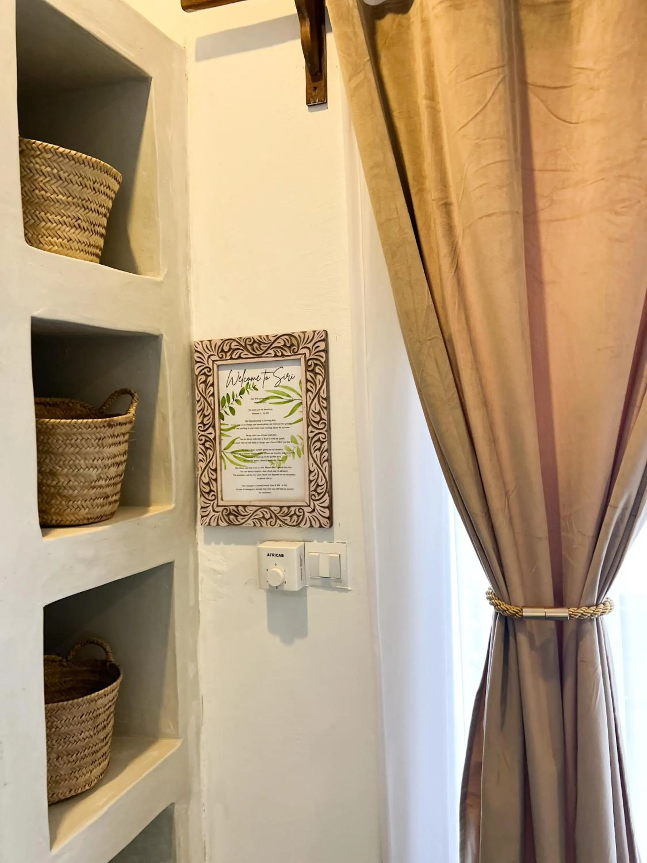 Decorative detail in Siri Beach Lodge