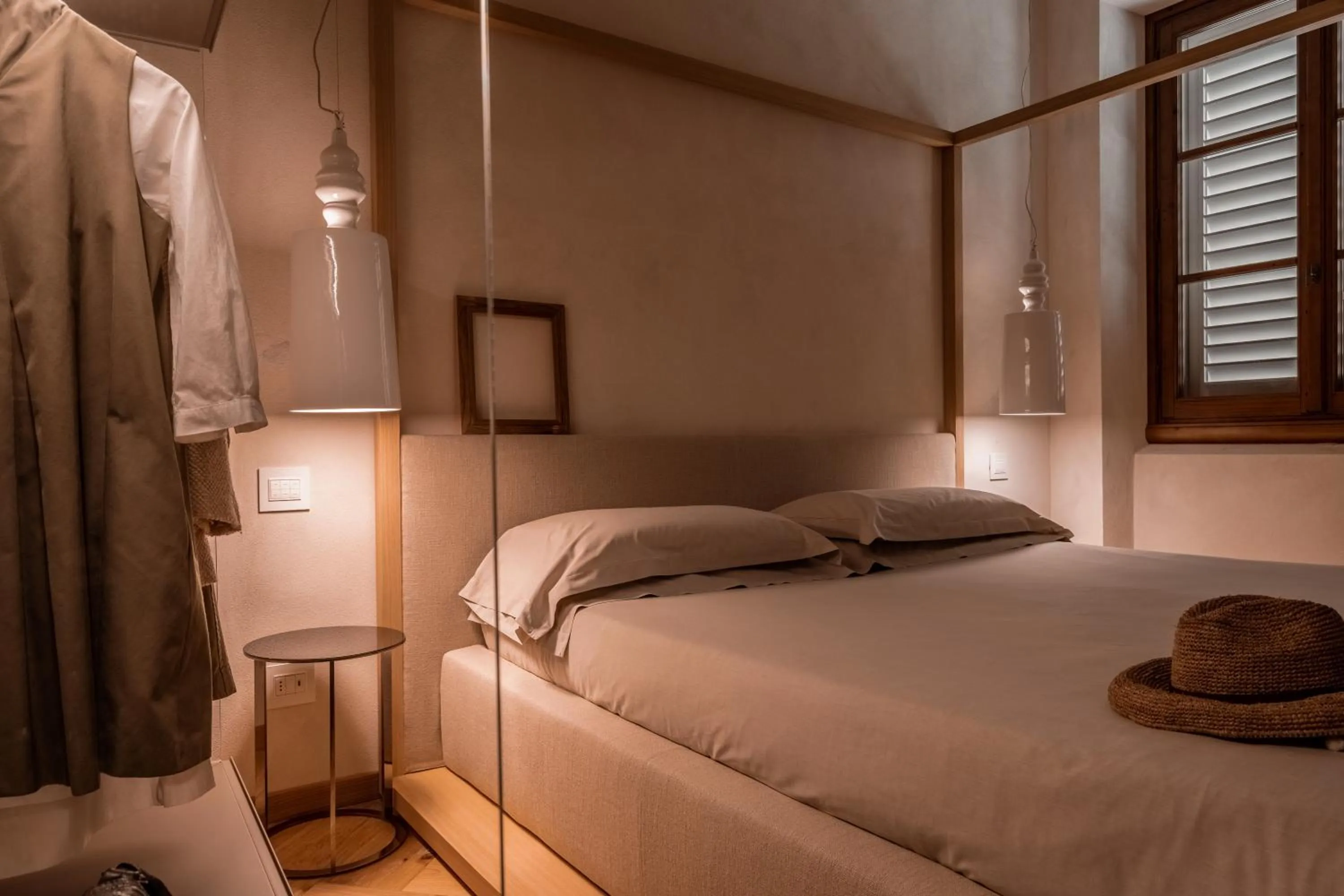 Bedroom, Bed in Oltrarno 1881 Apartments