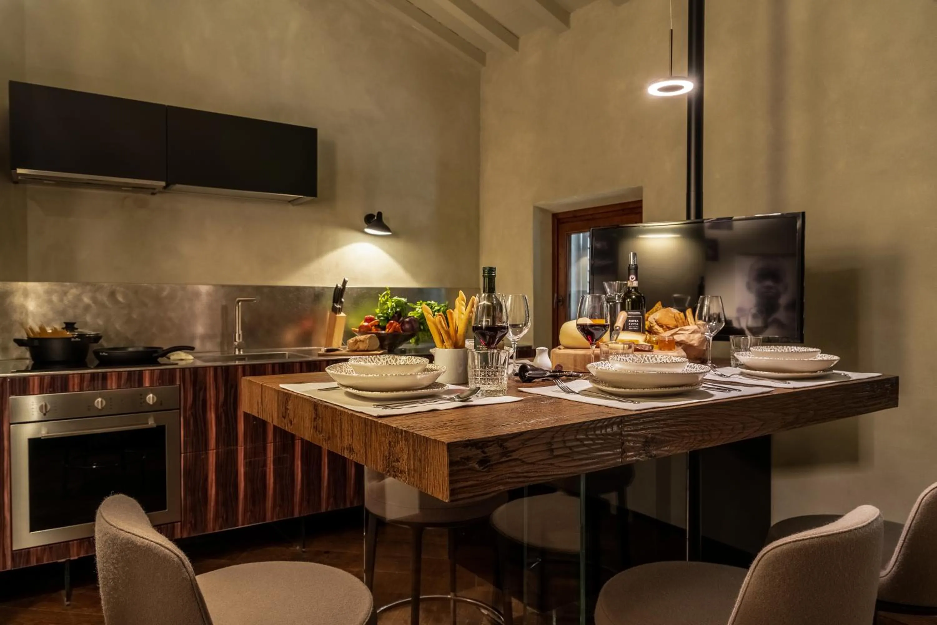 Kitchen or kitchenette in Oltrarno 1881 Apartments