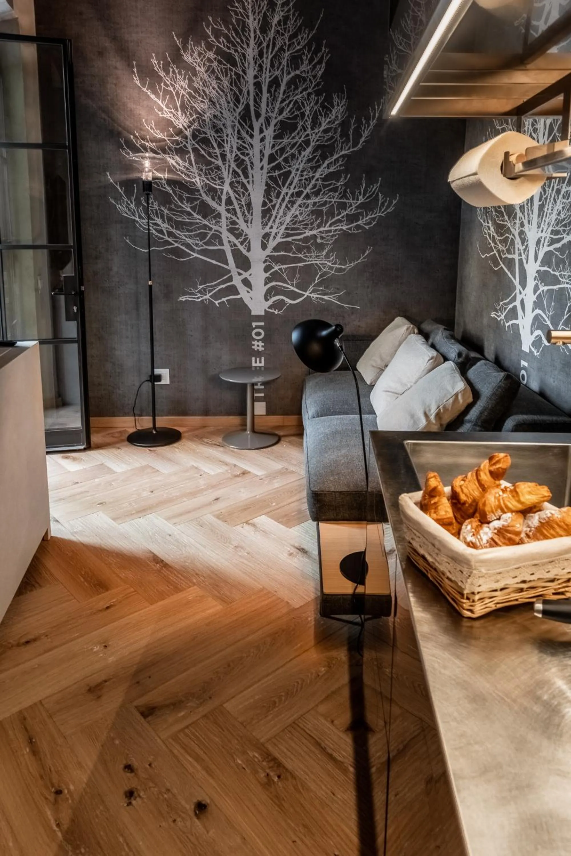 Living room, Bed in Oltrarno 1881 Apartments