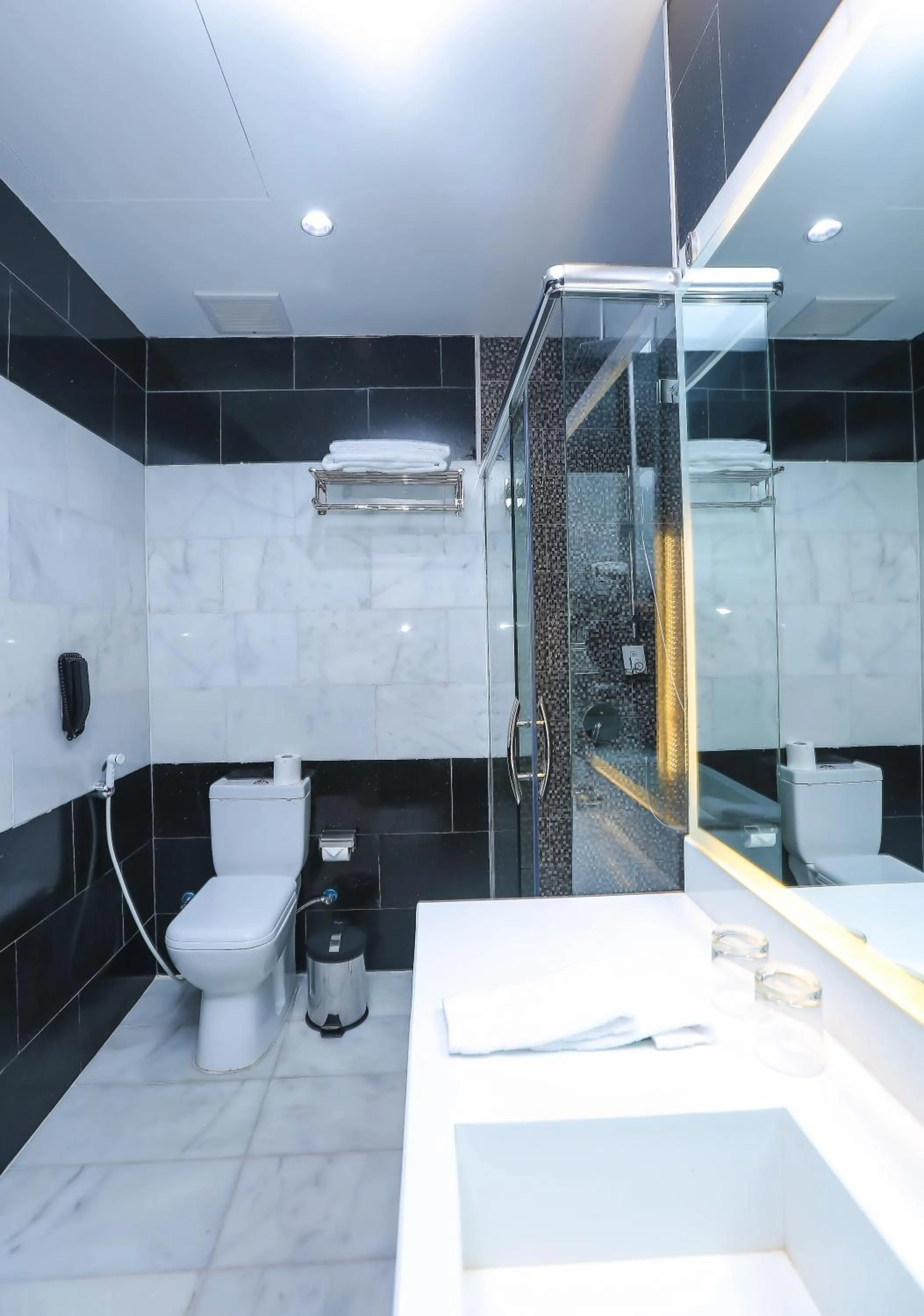 Bathroom in Jeddah Oasis Hotel