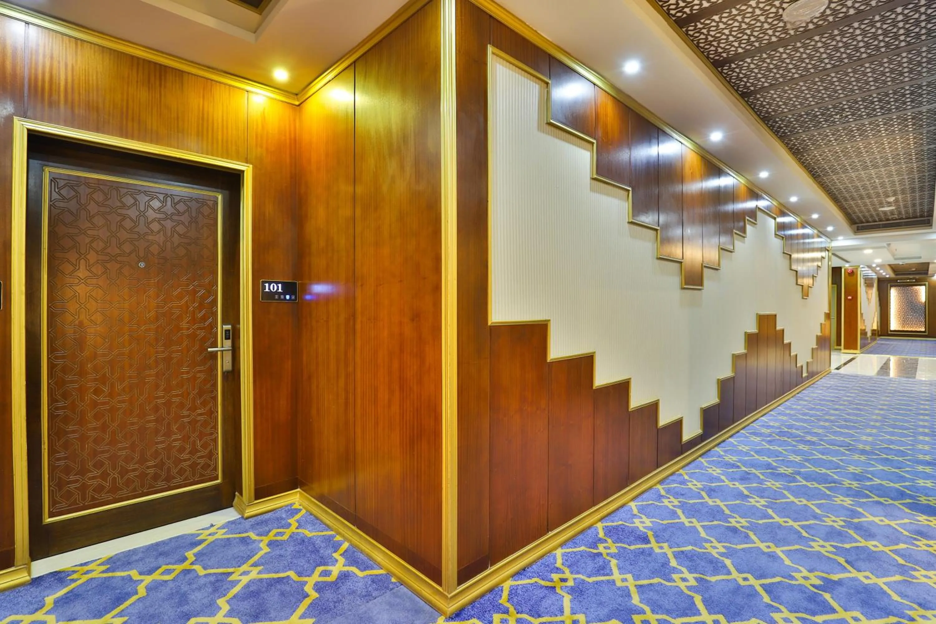 Property building in Jeddah Oasis Hotel