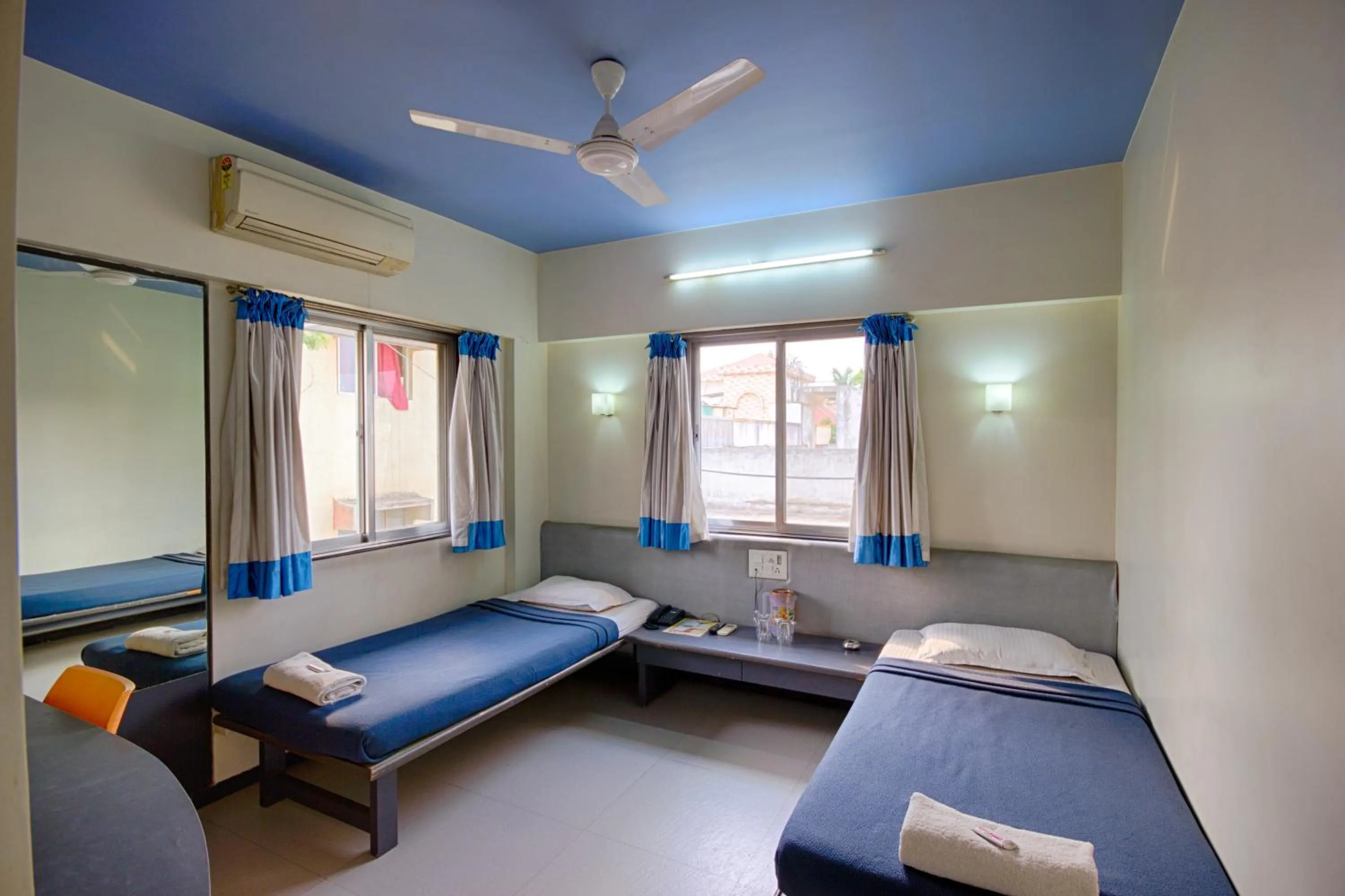 Photo of the whole room, Bed in Hotel Grand Ashwin