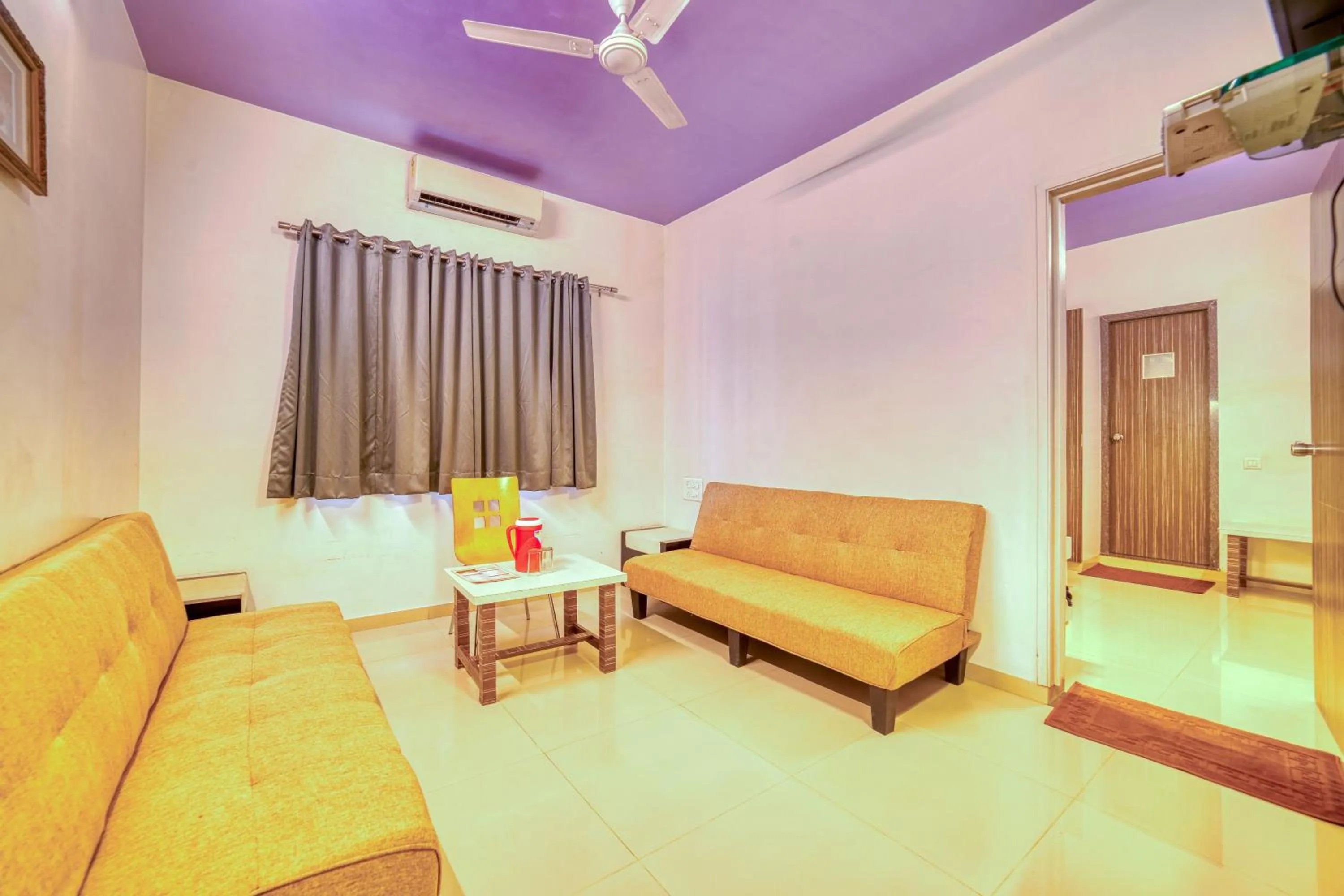 Seating area in Hotel Grand Ashwin